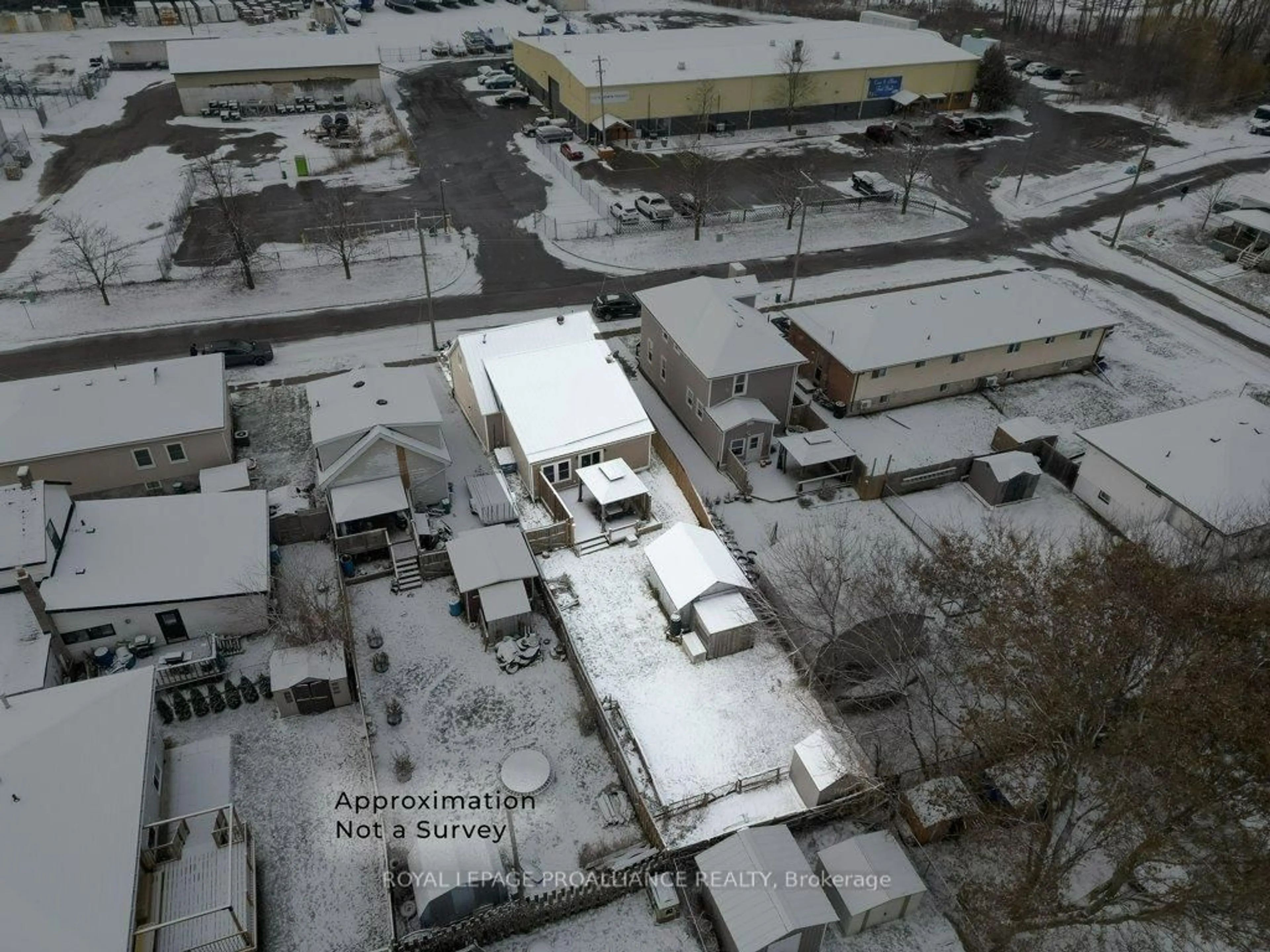 A pic from outside/outdoor area/front of a property/back of a property/a pic from drone, street for 31 Pelham St, Quinte West Ontario K8V 4T7