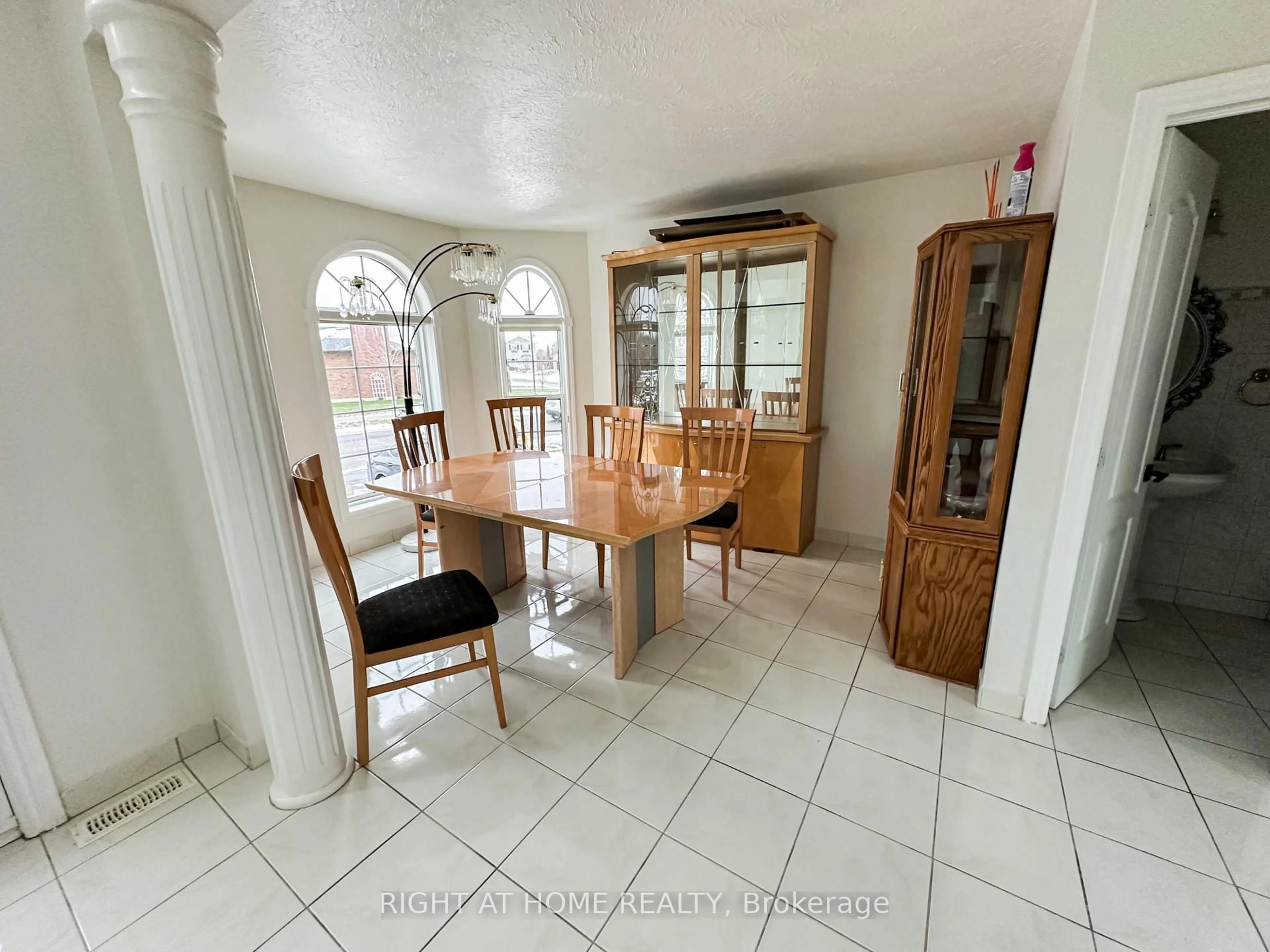 Dining room, unknown for 425 Kingsdale Ave, Kingston Ontario K7M 7Z9