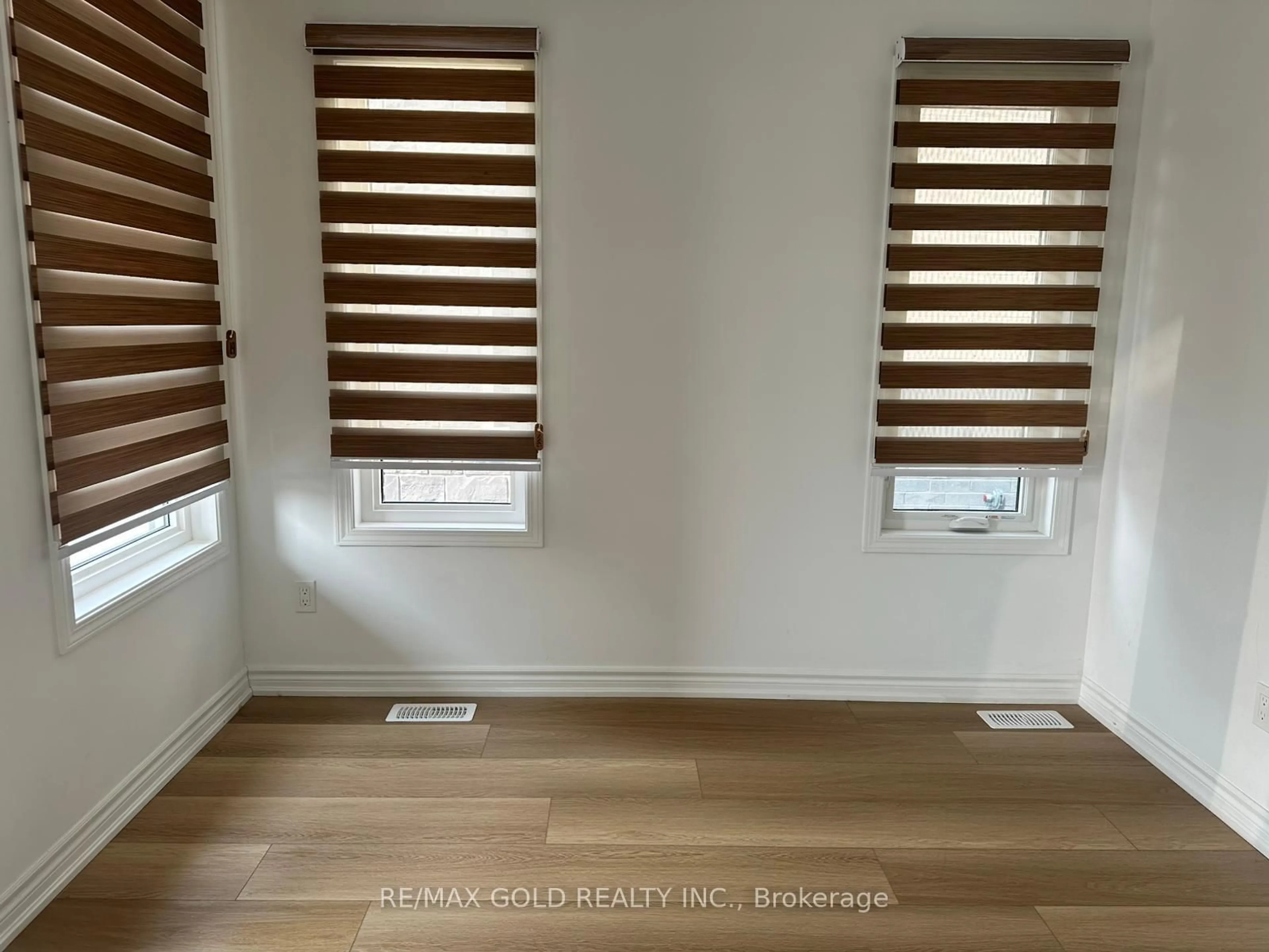 A pic of a room for 222 Pilkington St, Thorold Ontario L2V 0N5