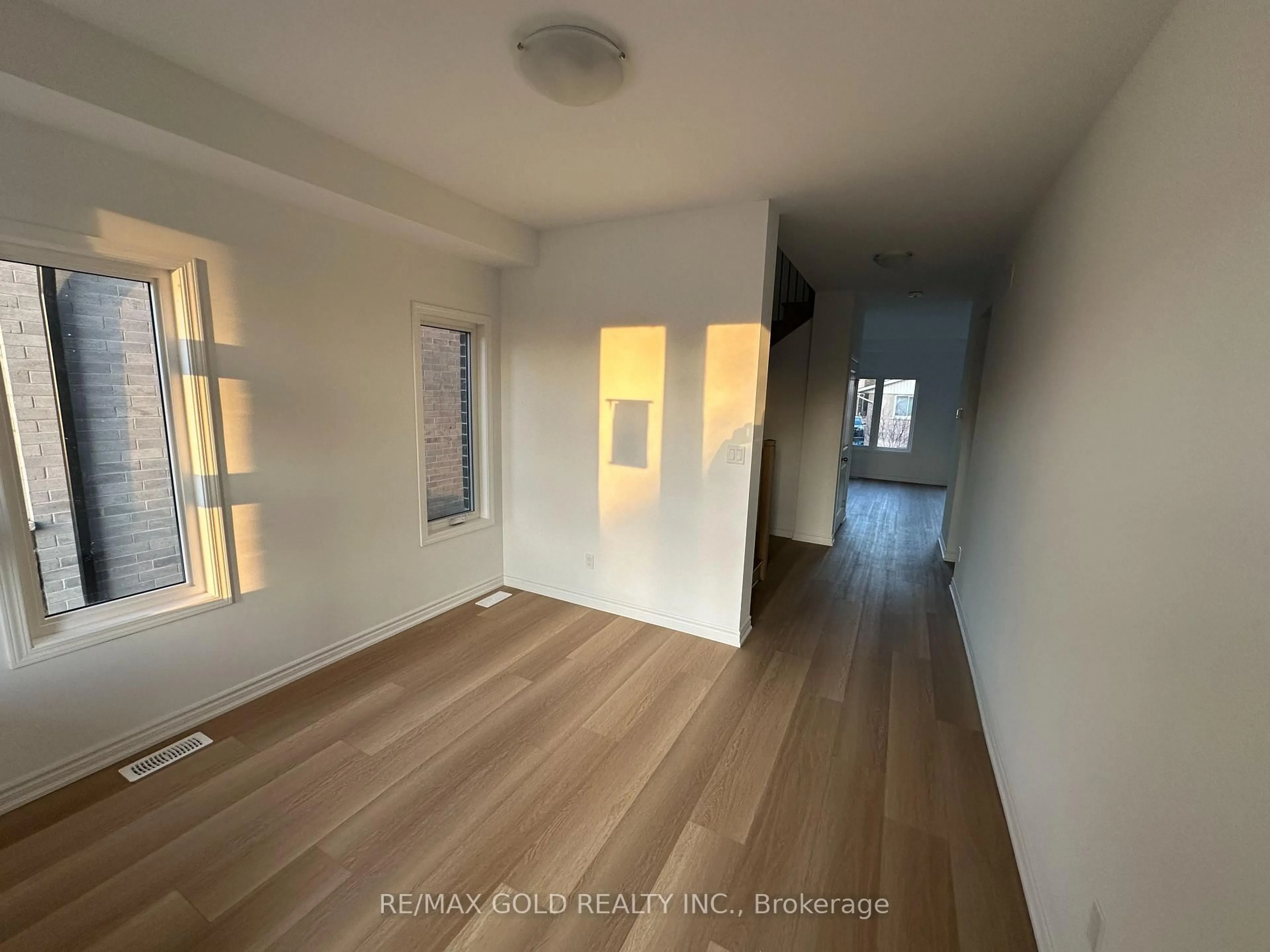 A pic of a room for 222 Pilkington St, Thorold Ontario L2V 0N5