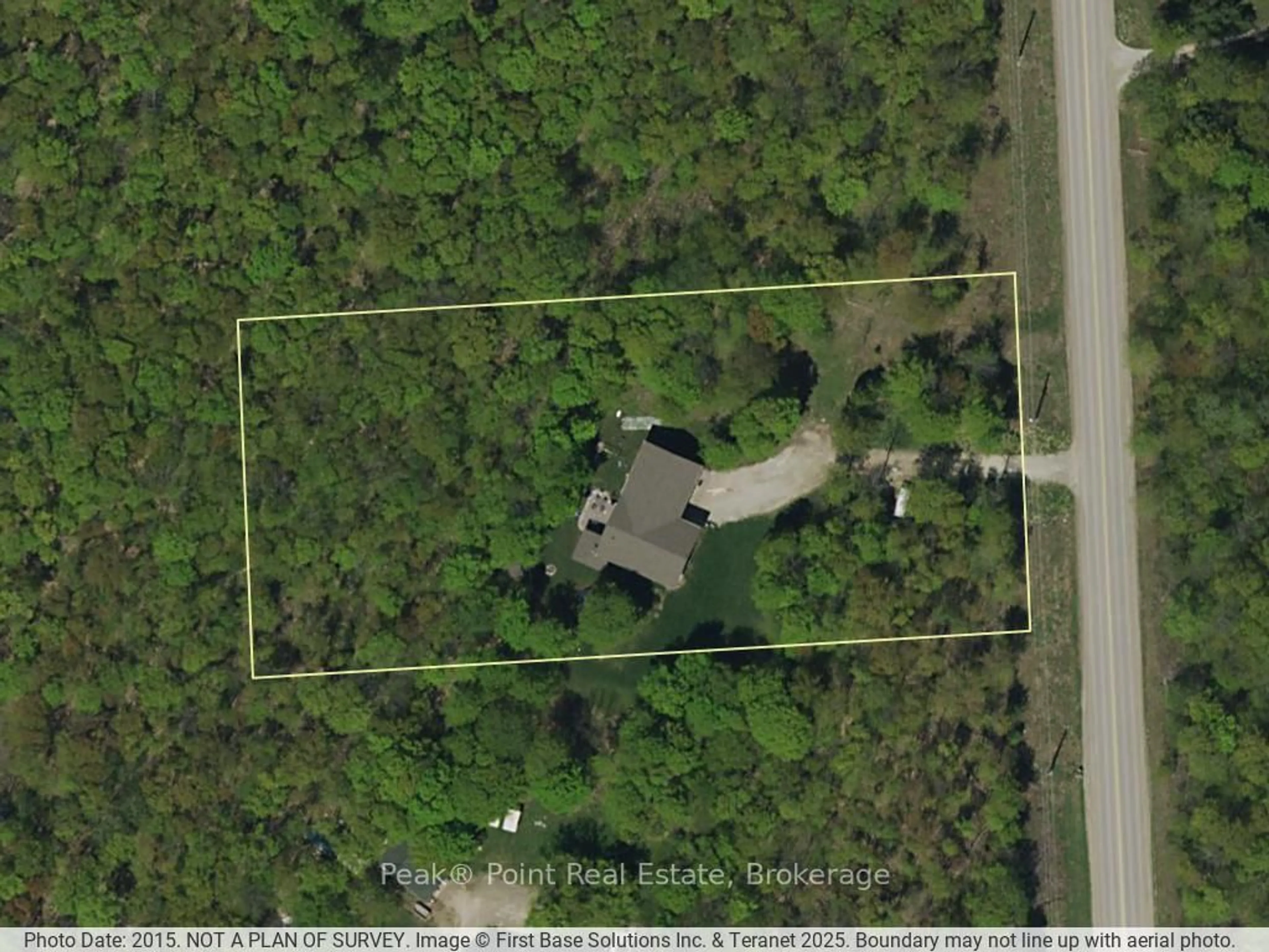 A pic from outside/outdoor area/front of a property/back of a property/a pic from drone, street for 179530 GREY 17 Rd, Georgian Bluffs Ontario N0H 2T0