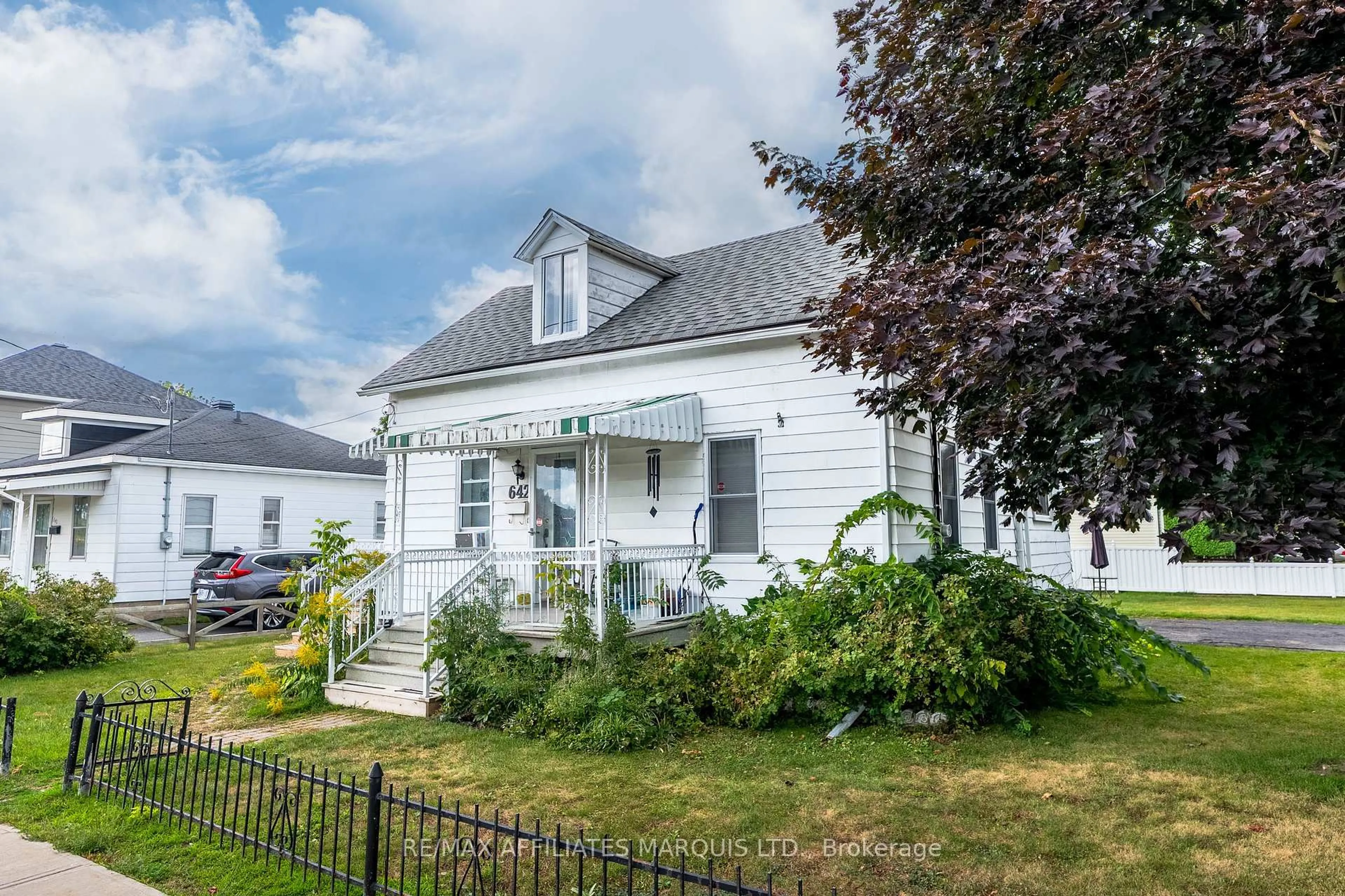 Unknown for 642 Marlborough St, Cornwall Ontario K6H 4B1