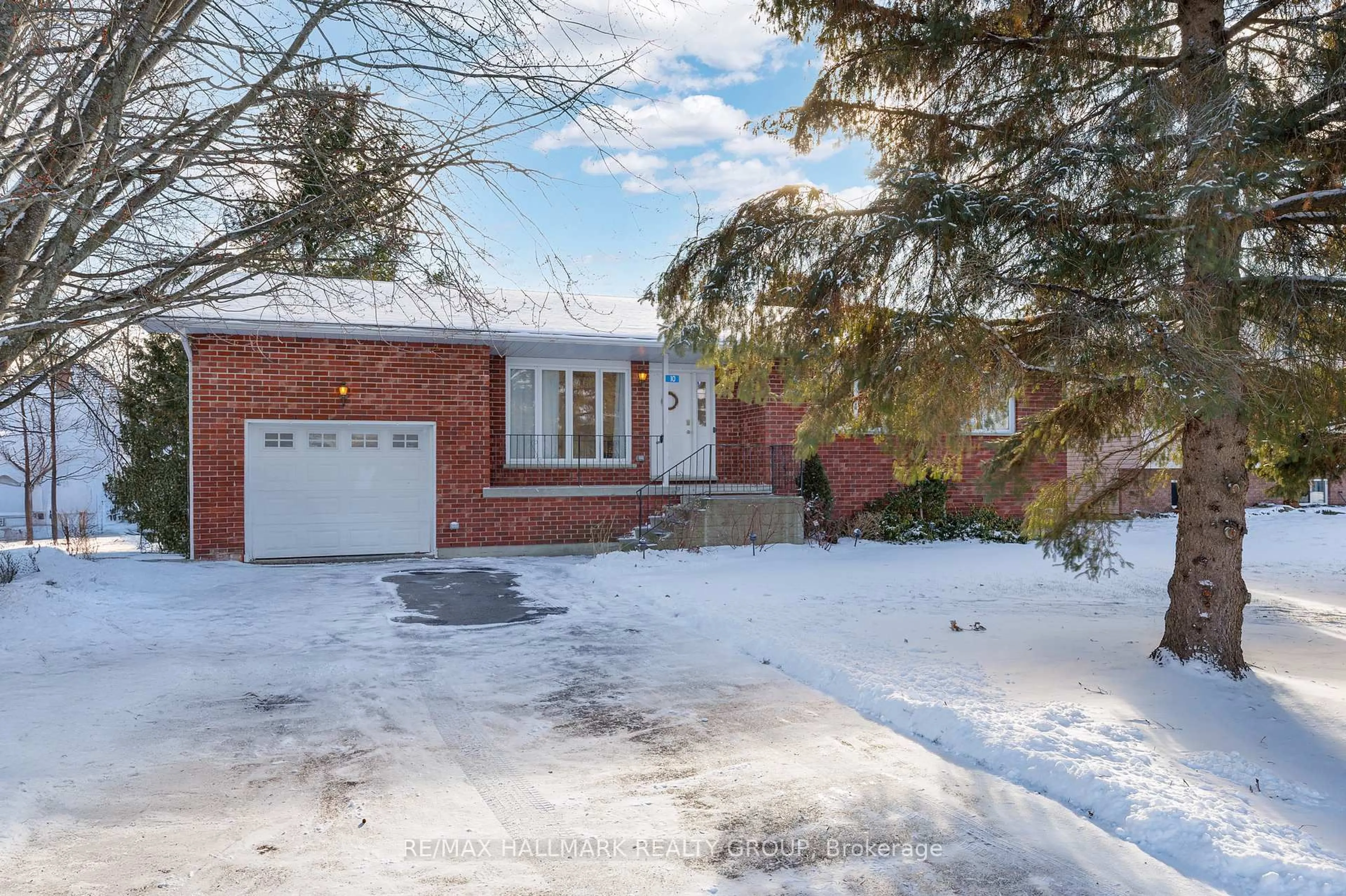 Home with brick exterior material, street for 10 Frederick St, Lansdowne Village Ontario K0E 1L0