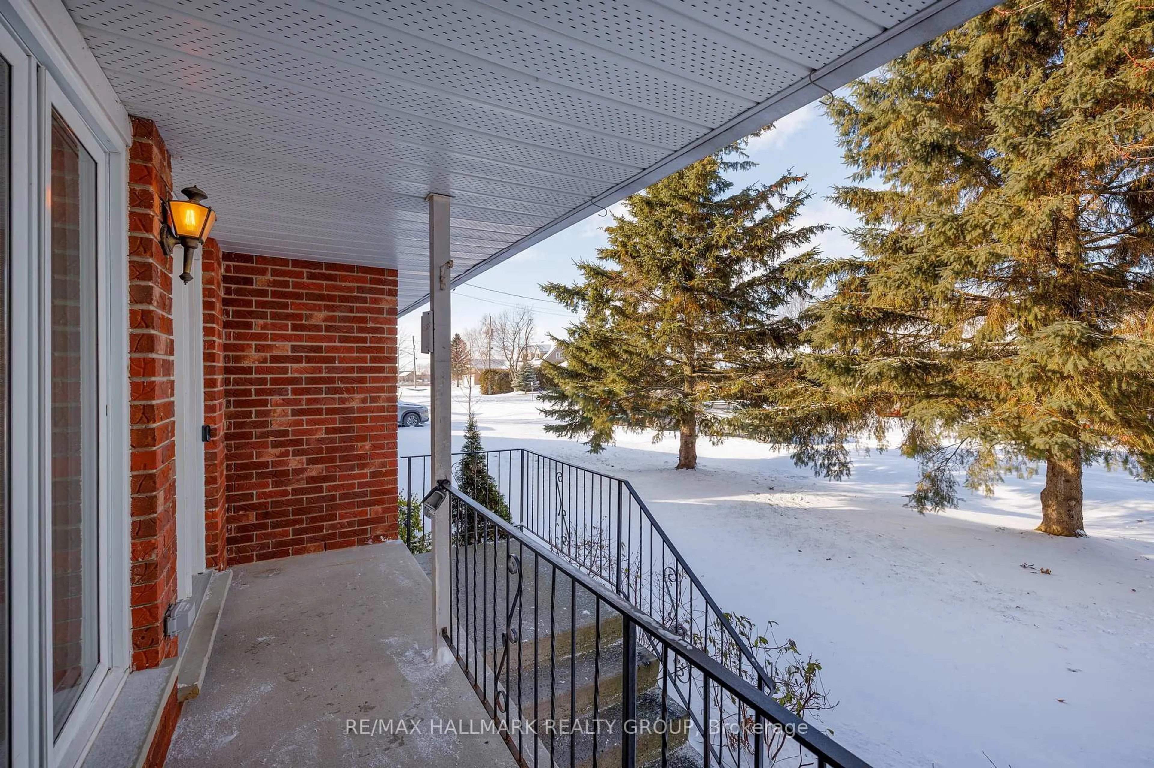 Patio, street for 10 Frederick St, Lansdowne Village Ontario K0E 1L0