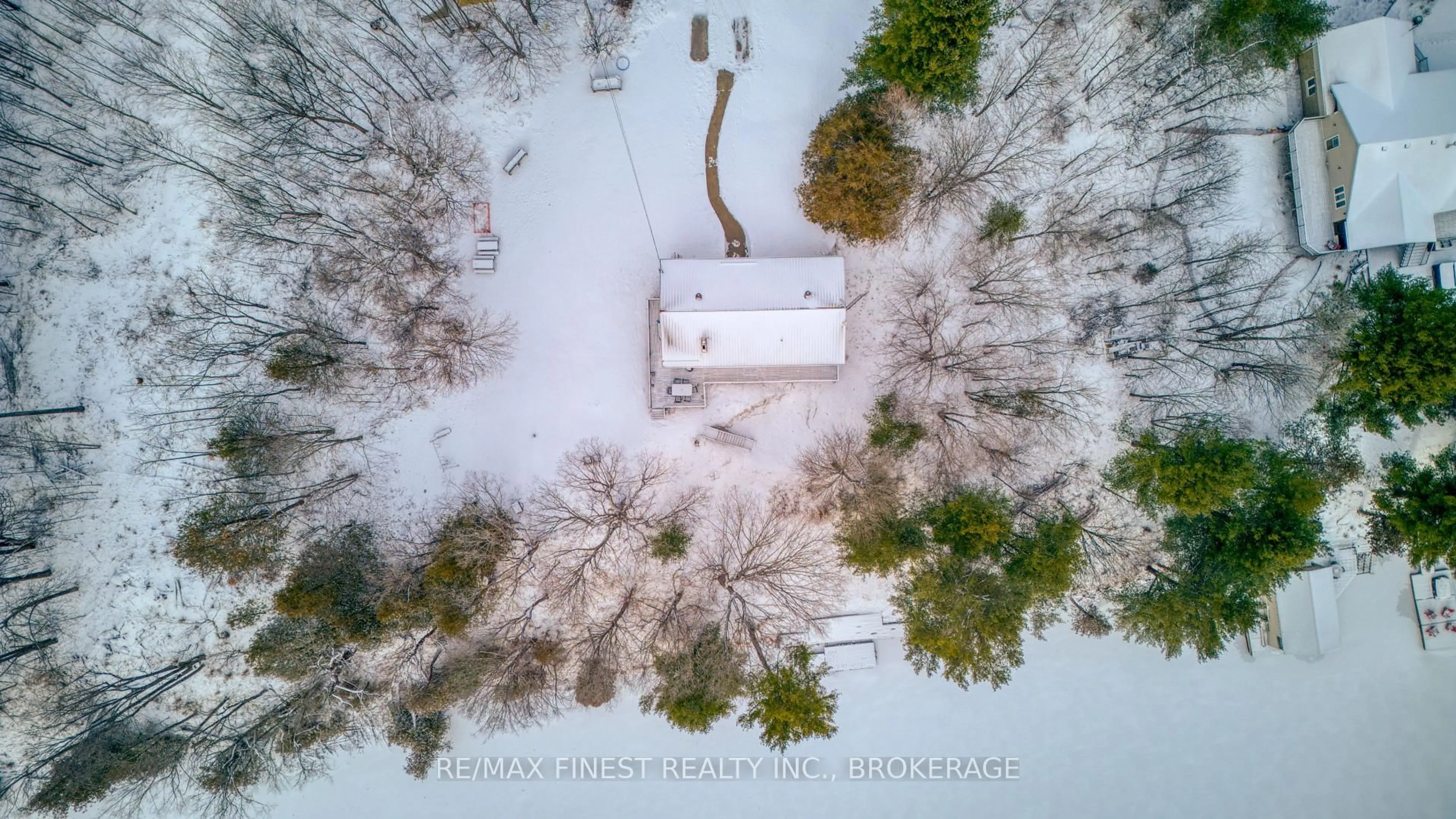 A pic from outside/outdoor area/front of a property/back of a property/a pic from drone, unknown for 1182 Clement Rd, Sharbot Lake Ontario K0H 2P0