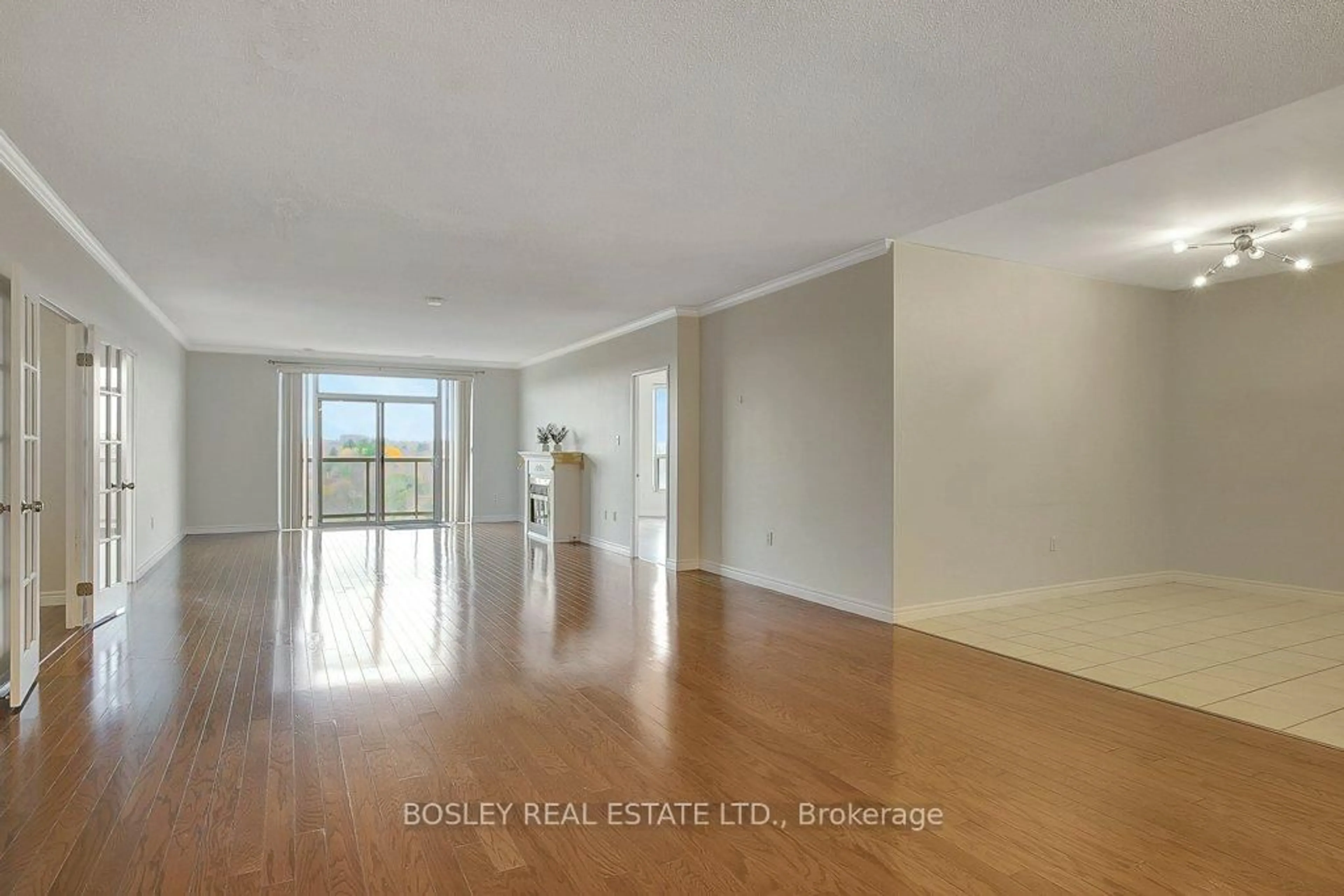 Unknown for 255 Keats Way #805, Waterloo Ontario N2L 6N6