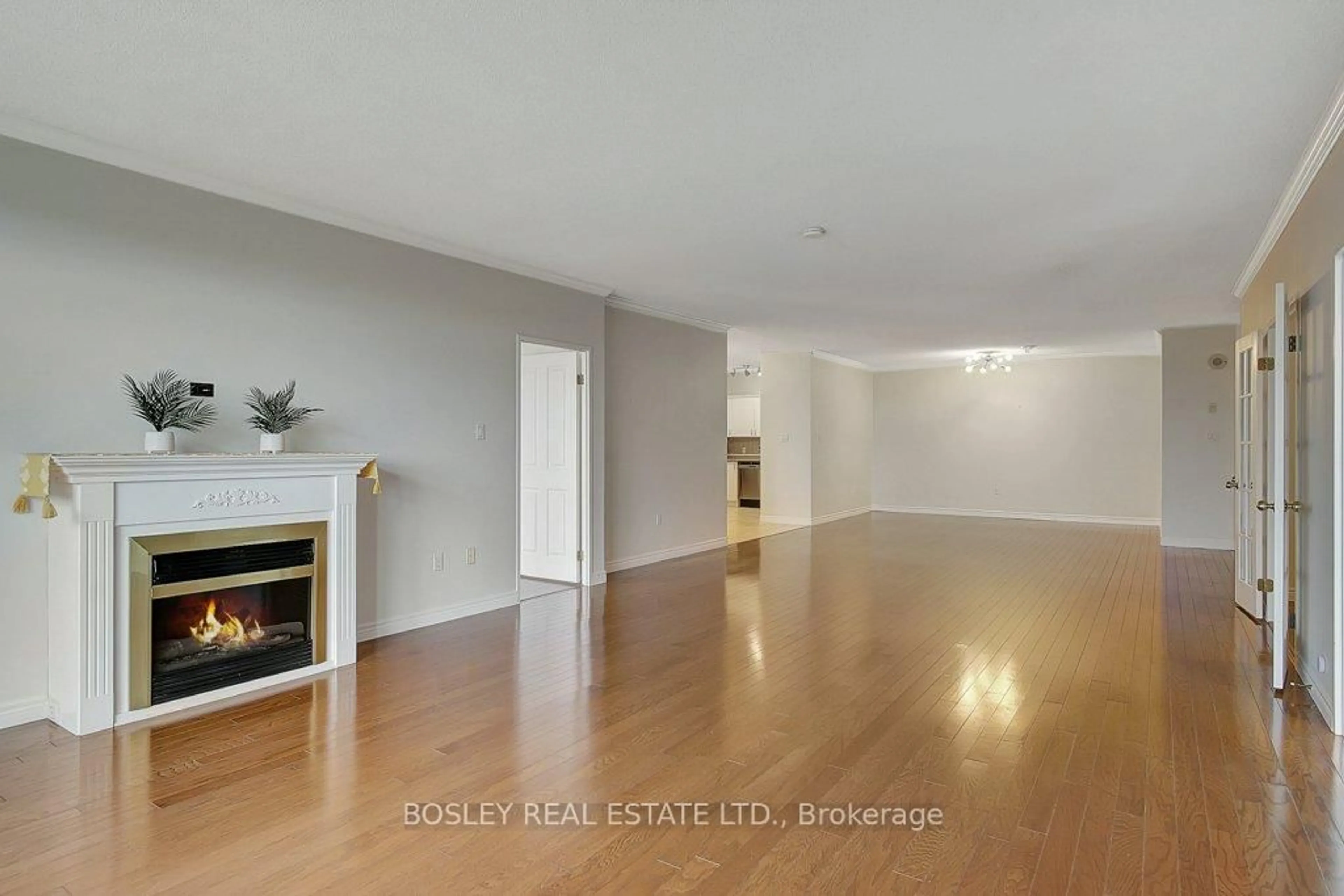 A pic of a room for 255 Keats Way #805, Waterloo Ontario N2L 6N6