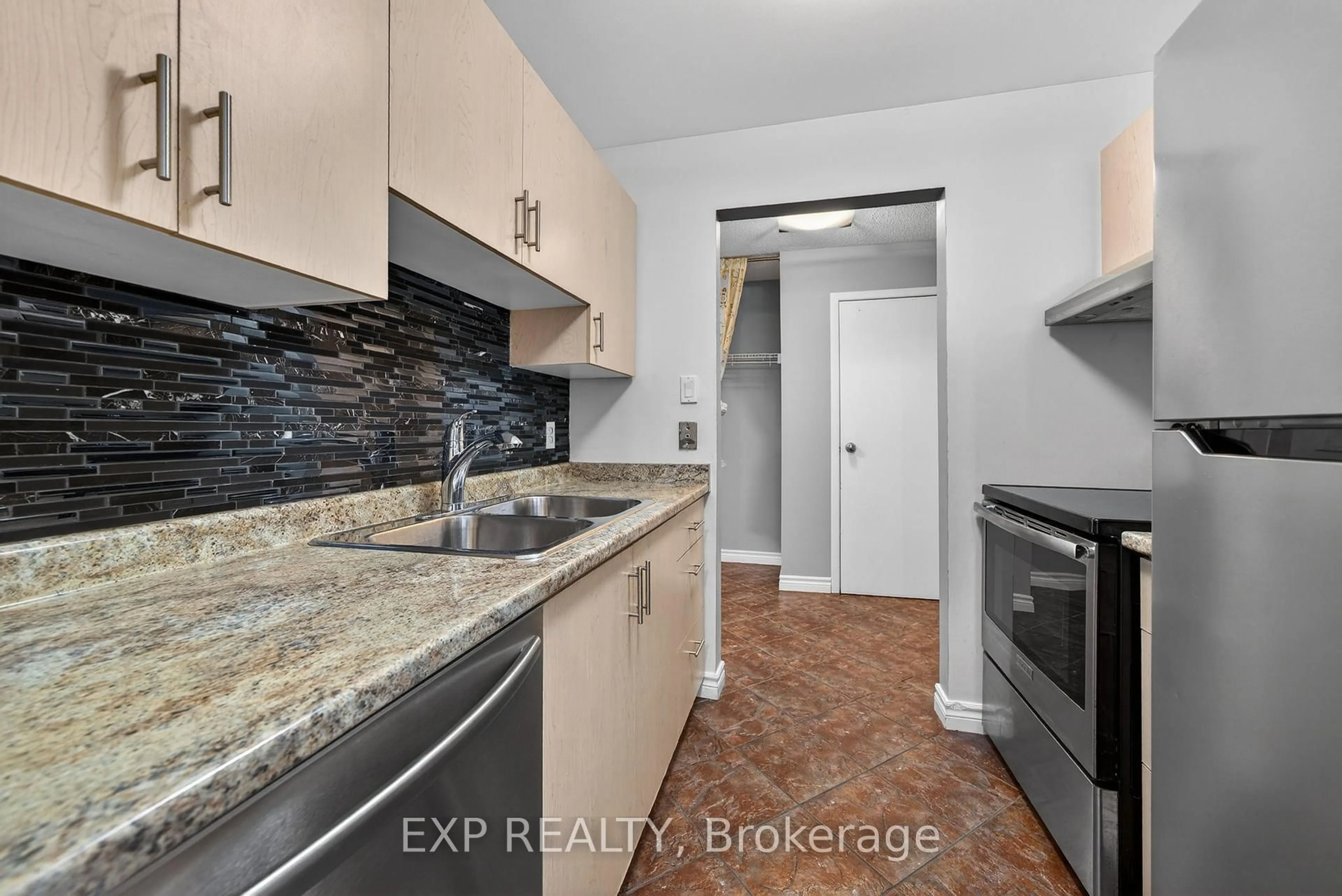 Standard kitchen, unknown for 727 Deveron Cres #211, London South Ontario N5Z 4X4