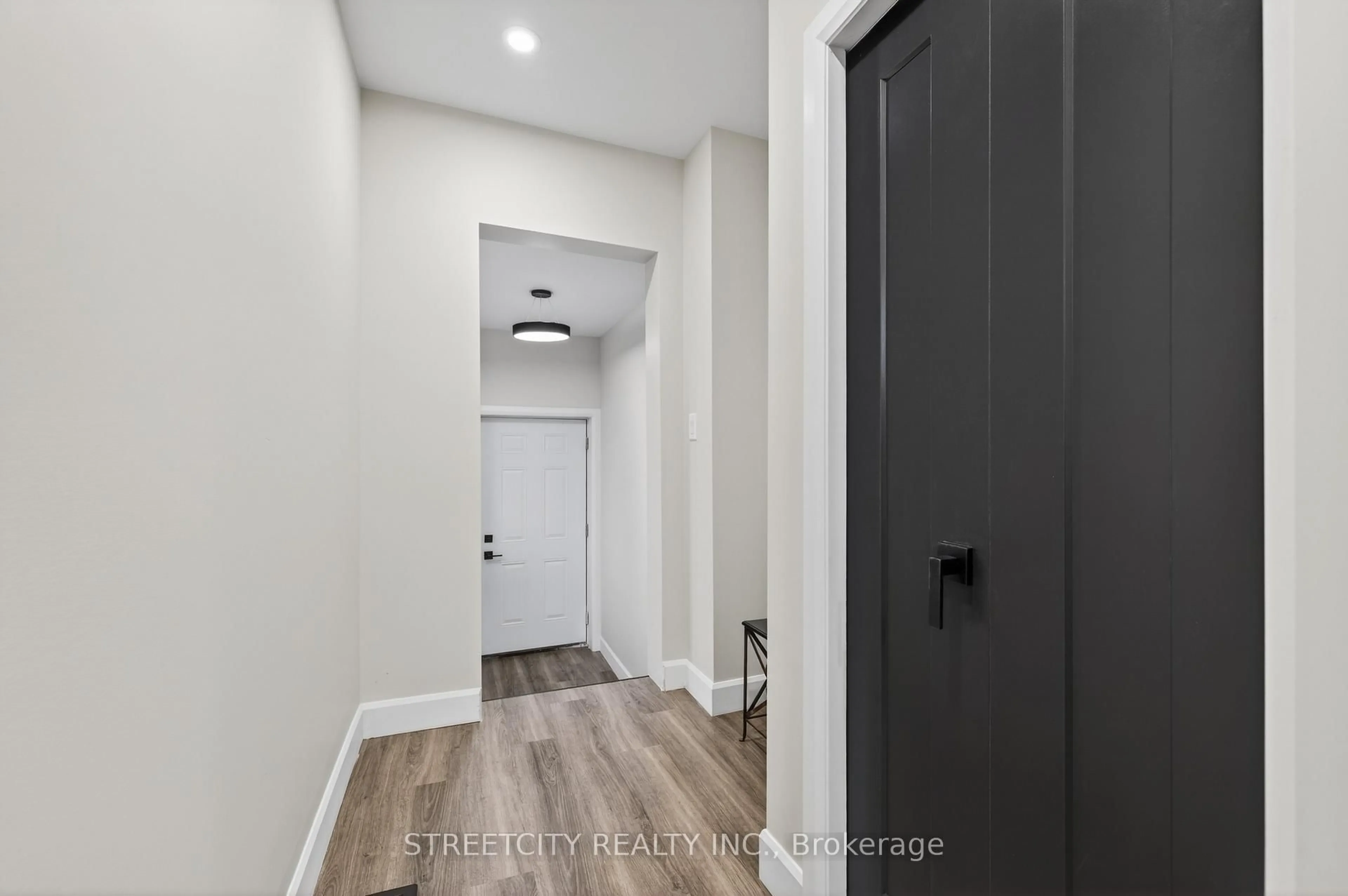 Indoor entryway for 7 Forbes St, London South Ontario N6J 1L2