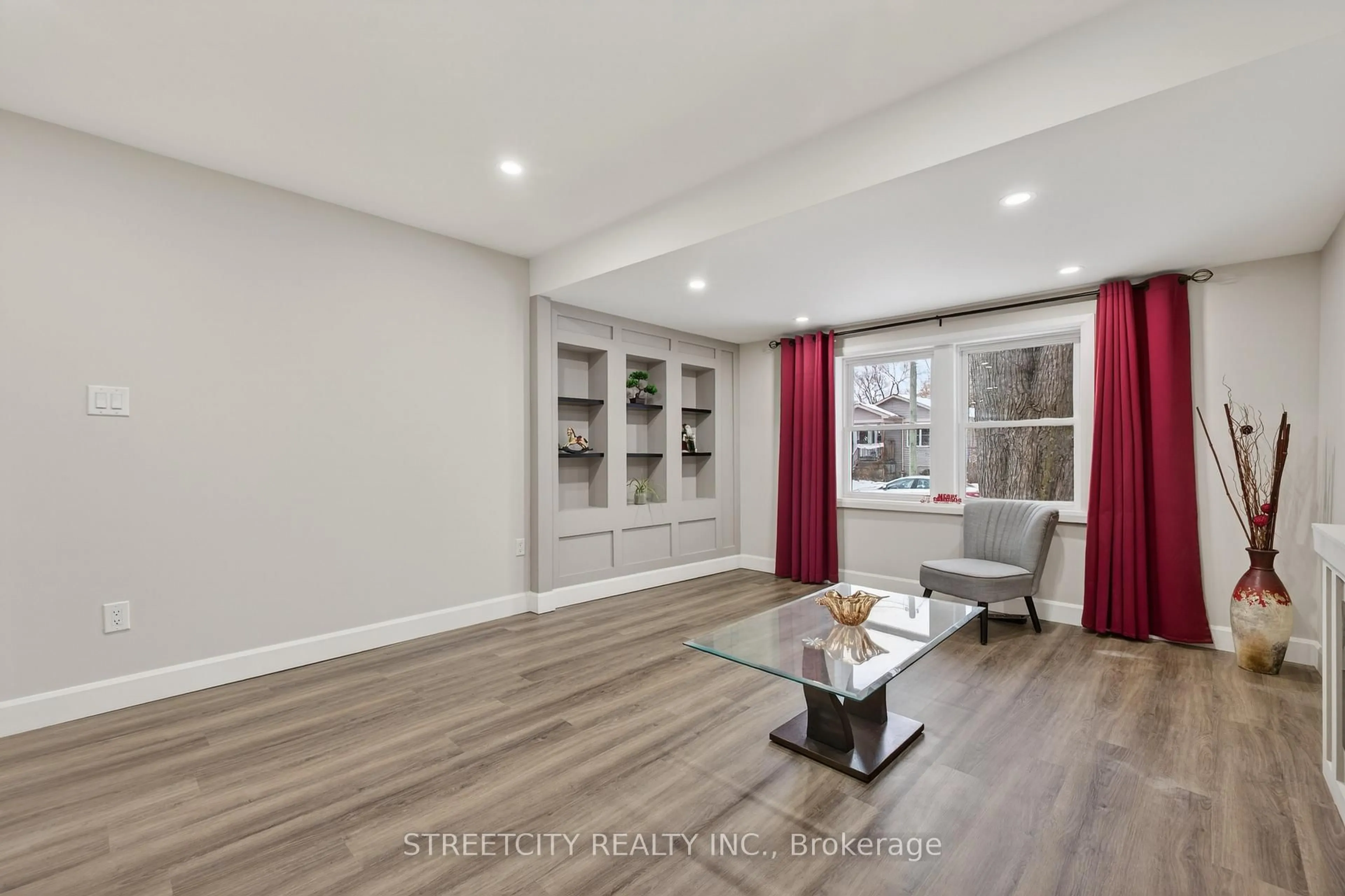 Unknown for 7 Forbes St, London South Ontario N6J 1L2