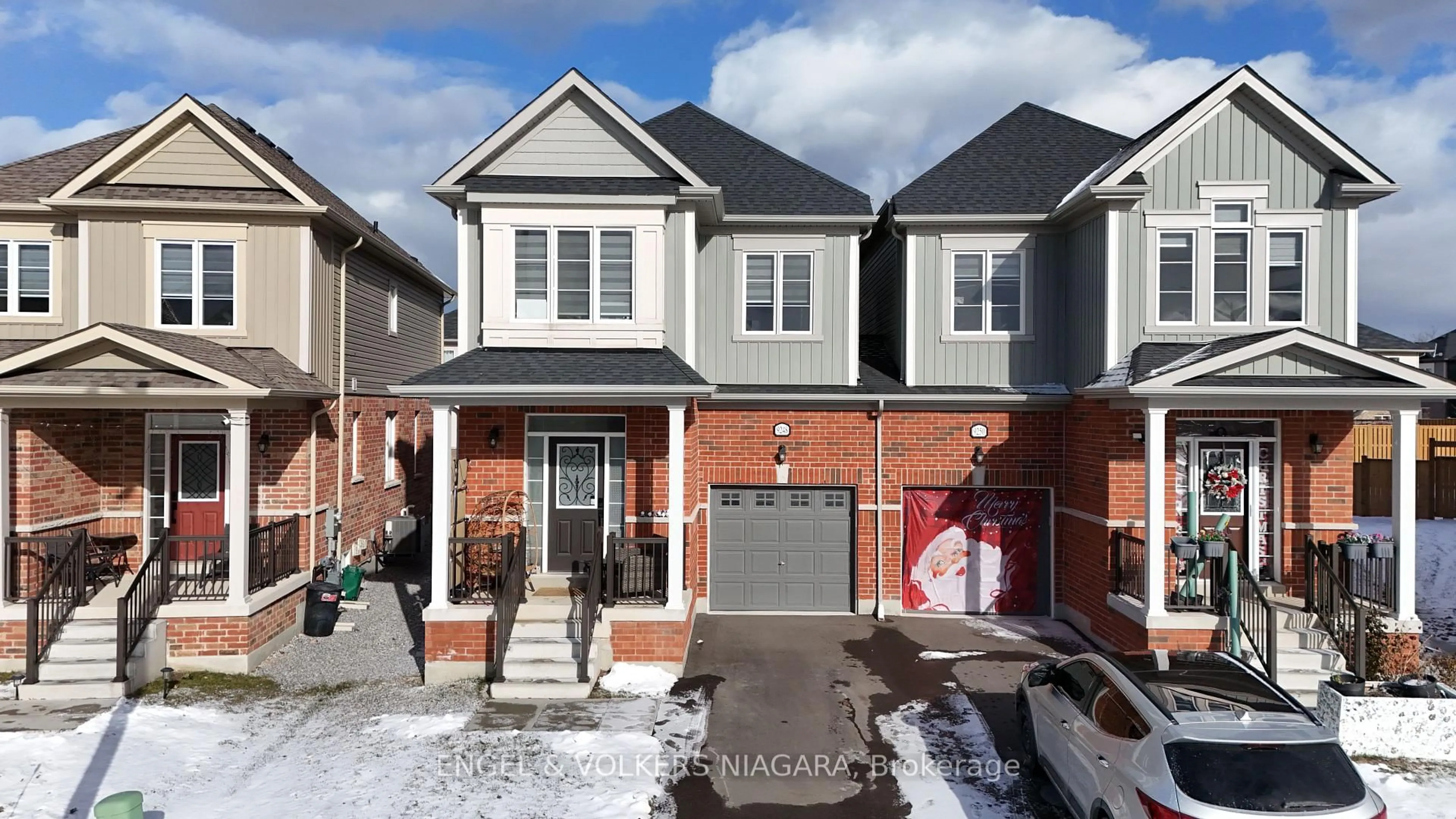 Home with brick exterior material, street for 9248 Griffon St, Niagara Falls Ontario L2G 3R6