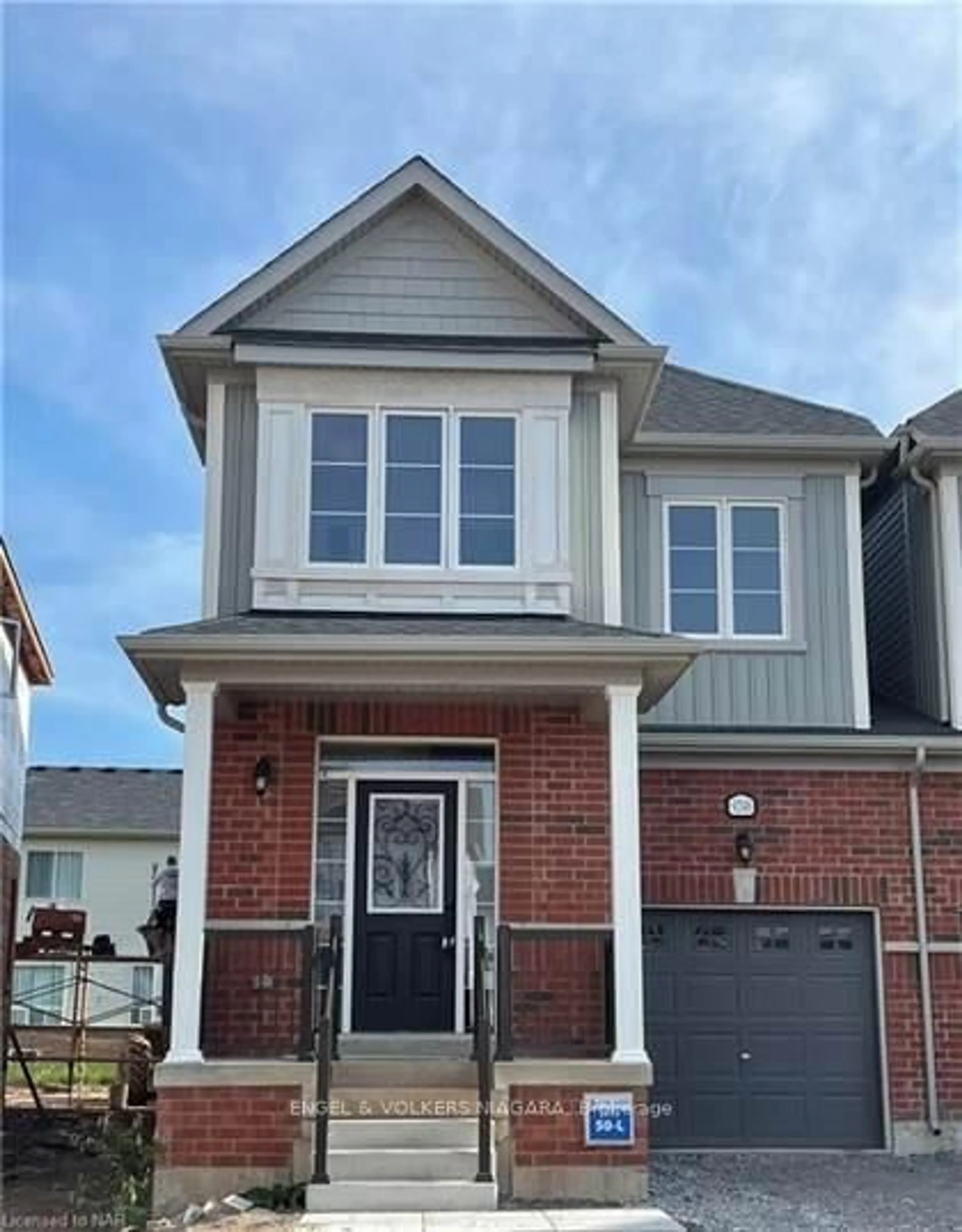 Home with brick exterior material, street for 9248 Griffon St, Niagara Falls Ontario L2G 3R6