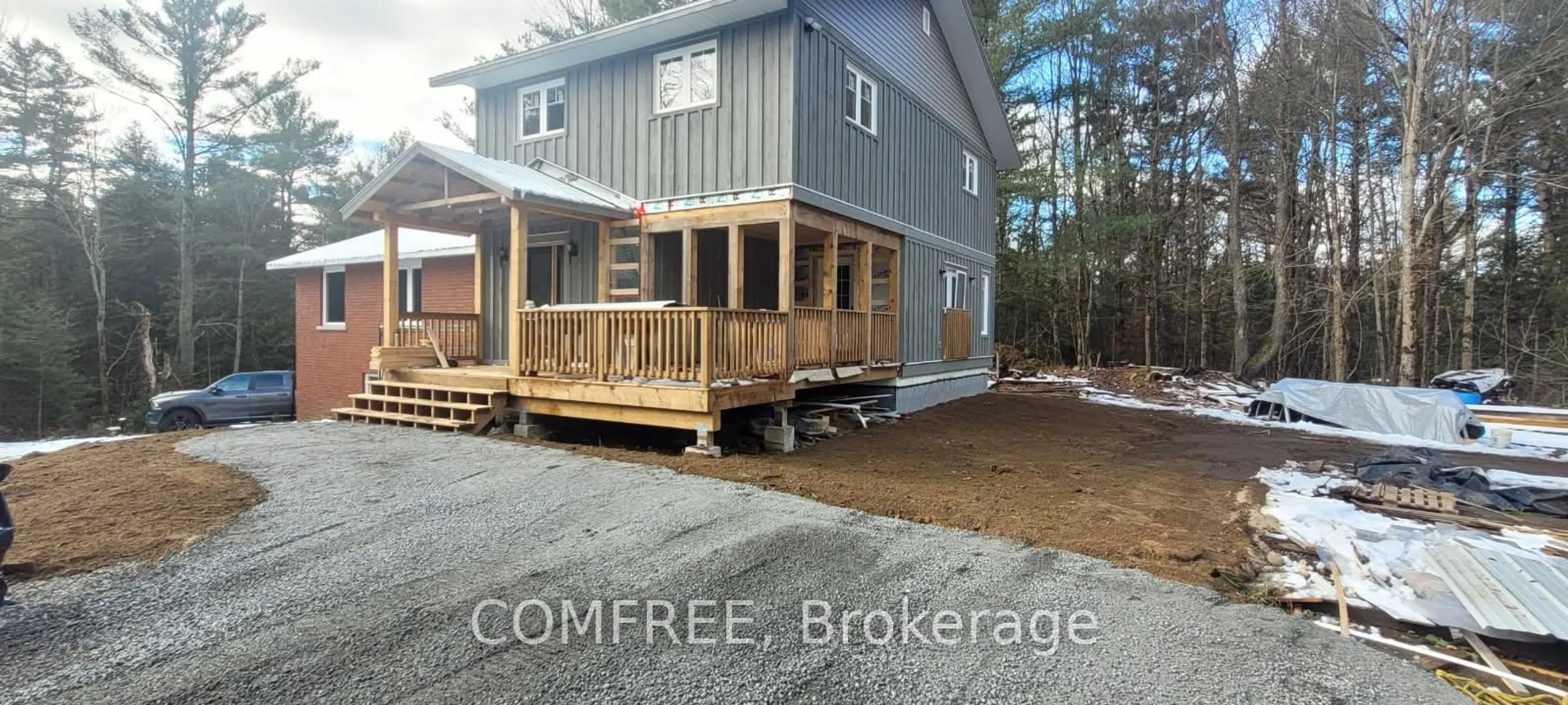 Unknown for 39 Raymond Rd, Bracebridge Ontario P1L 1X4