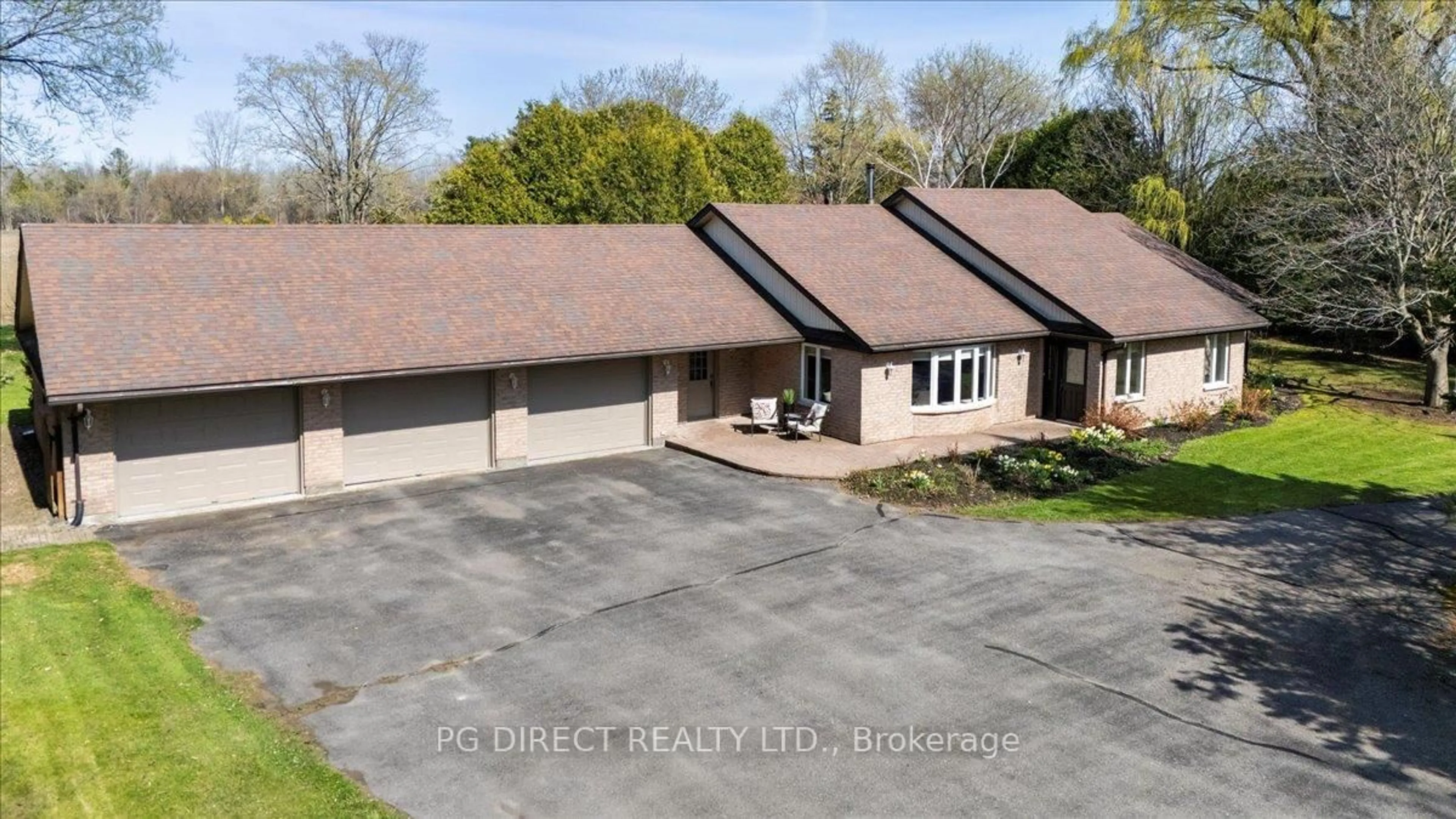 A pic from outside/outdoor area/front of a property/back of a property/a pic from drone, street for 137 Lawson Rd, Brighton Ontario K0K 1H0