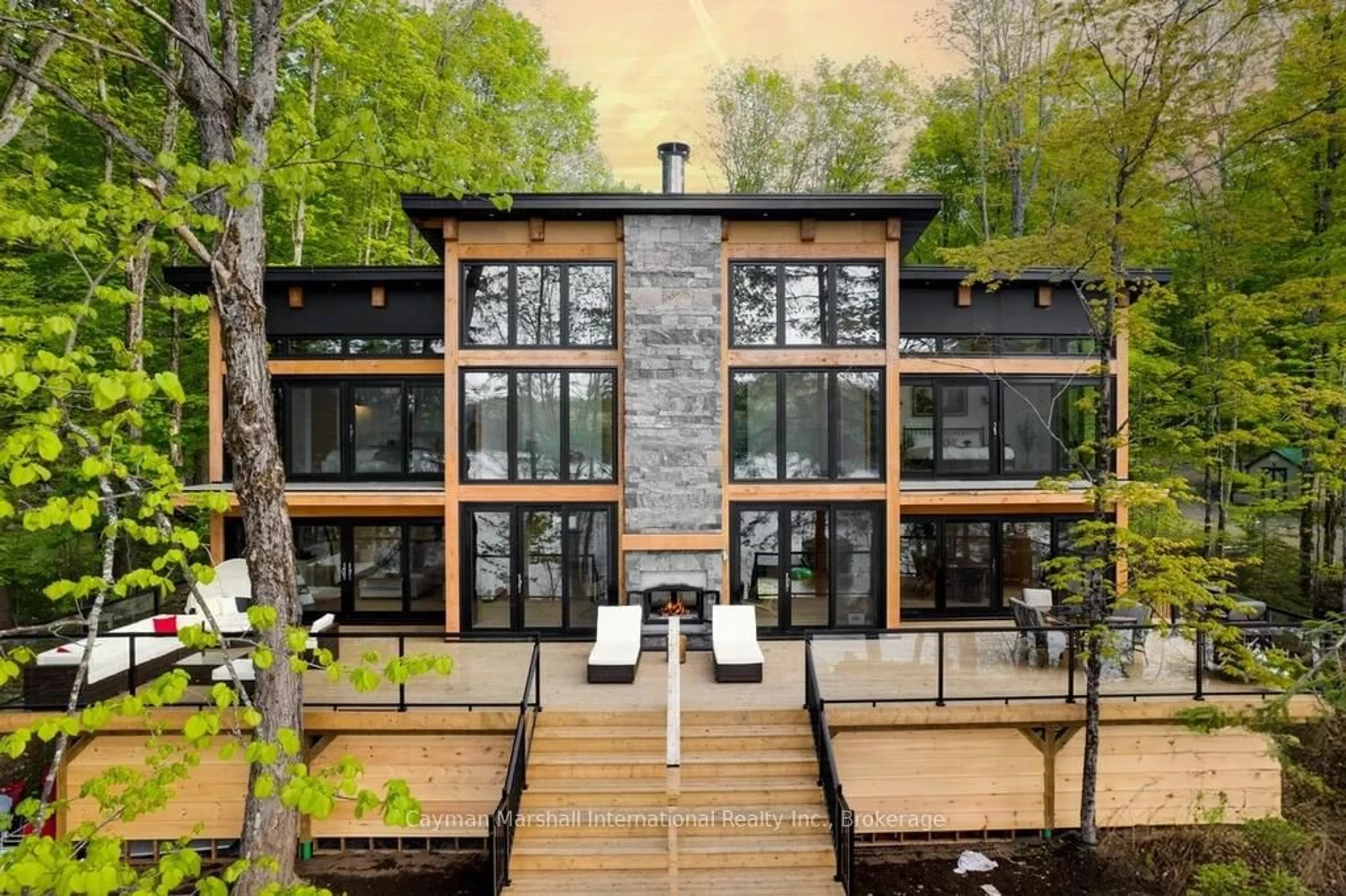 Home with brick exterior material, building for 1390 Rosseau Lake Road 1 Rd #26, Muskoka Lakes Ontario P0B 1M0