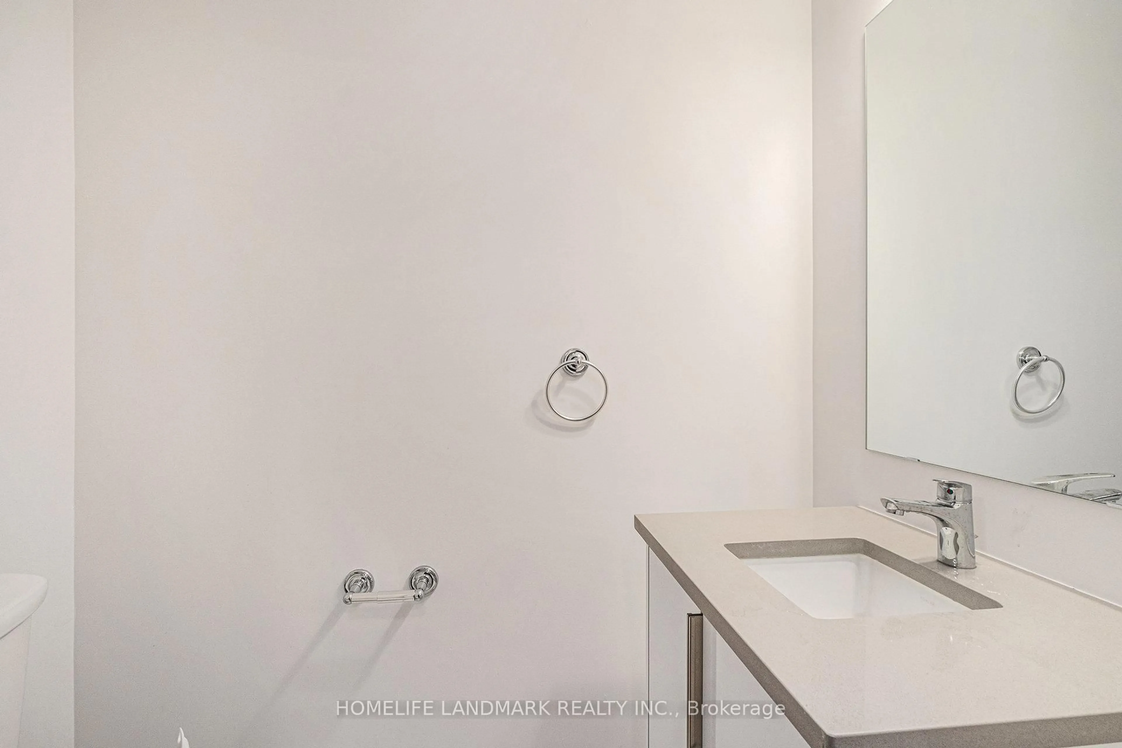 Standard bathroom, floor is not visible for 308 Foliage Private, Ottawa Ontario K2H 0C5