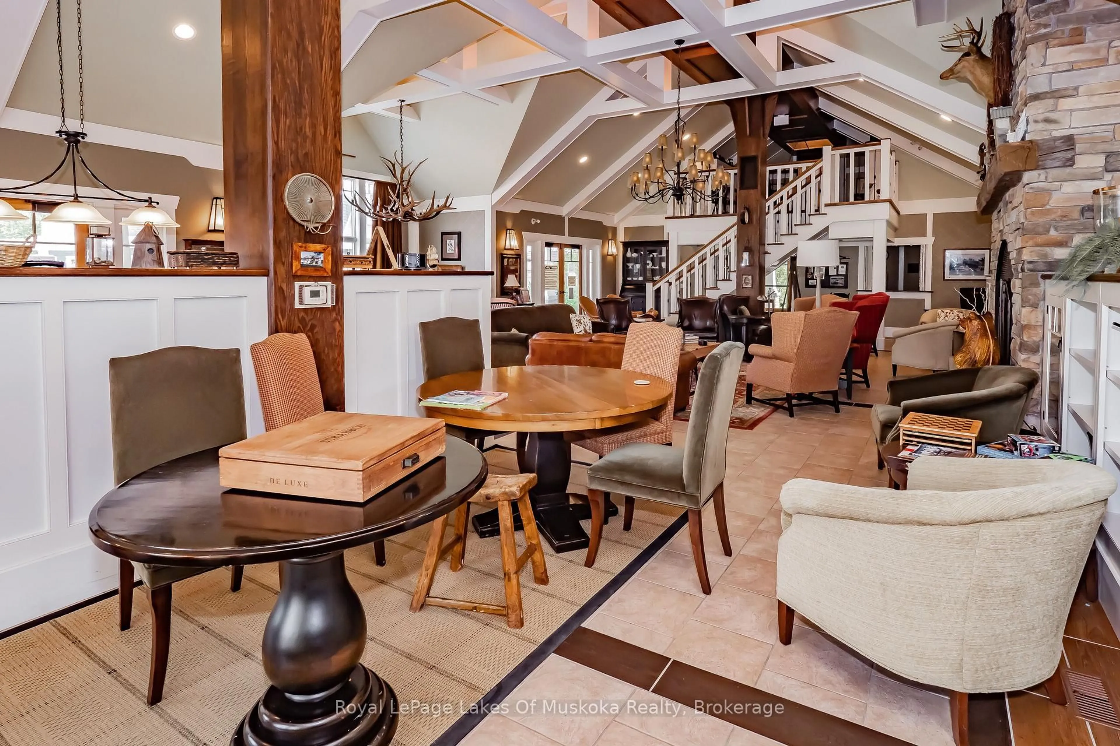 Lobby for 1020 Birch Glen Rd #V 16 w 3, Lake of Bays Ontario P0B 1A0