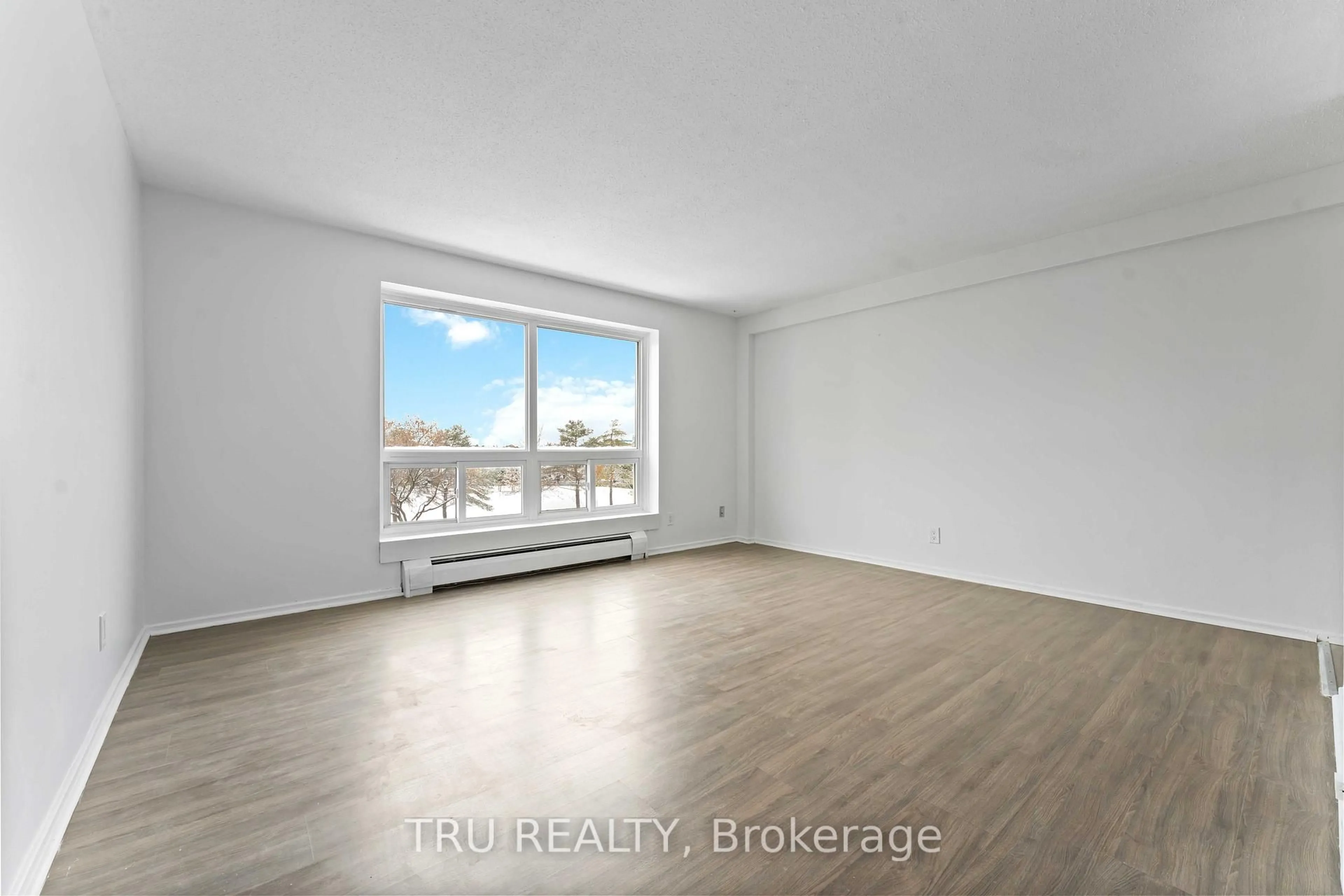 A pic of a room for 898 Elmsmere Rd #8, Ottawa Ontario K1J 7T6