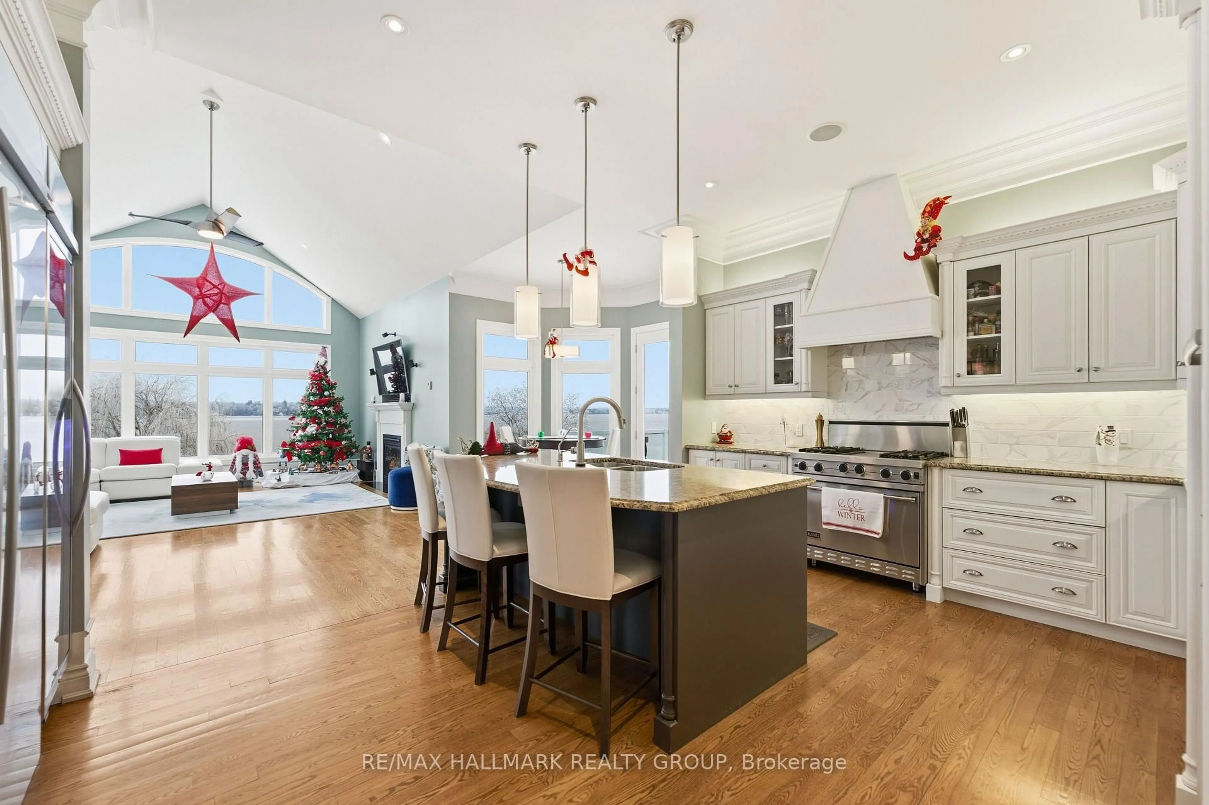 Open concept kitchen, unknown for 3665 Front Rd, Champlain Ontario K6A 2W5