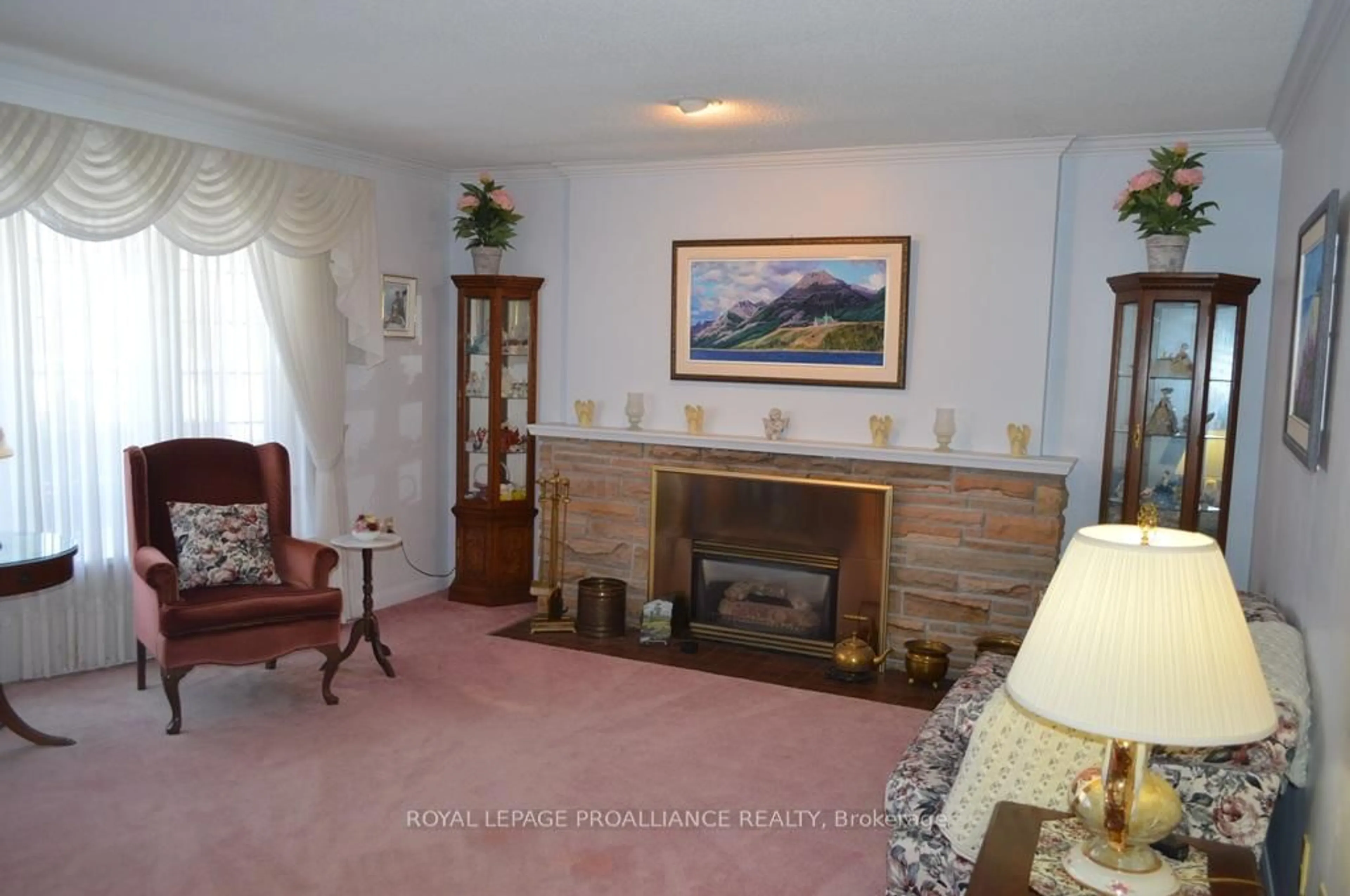 Living room with furniture, unknown for 9 Parkview Hts, Quinte West Ontario K8V 5L9