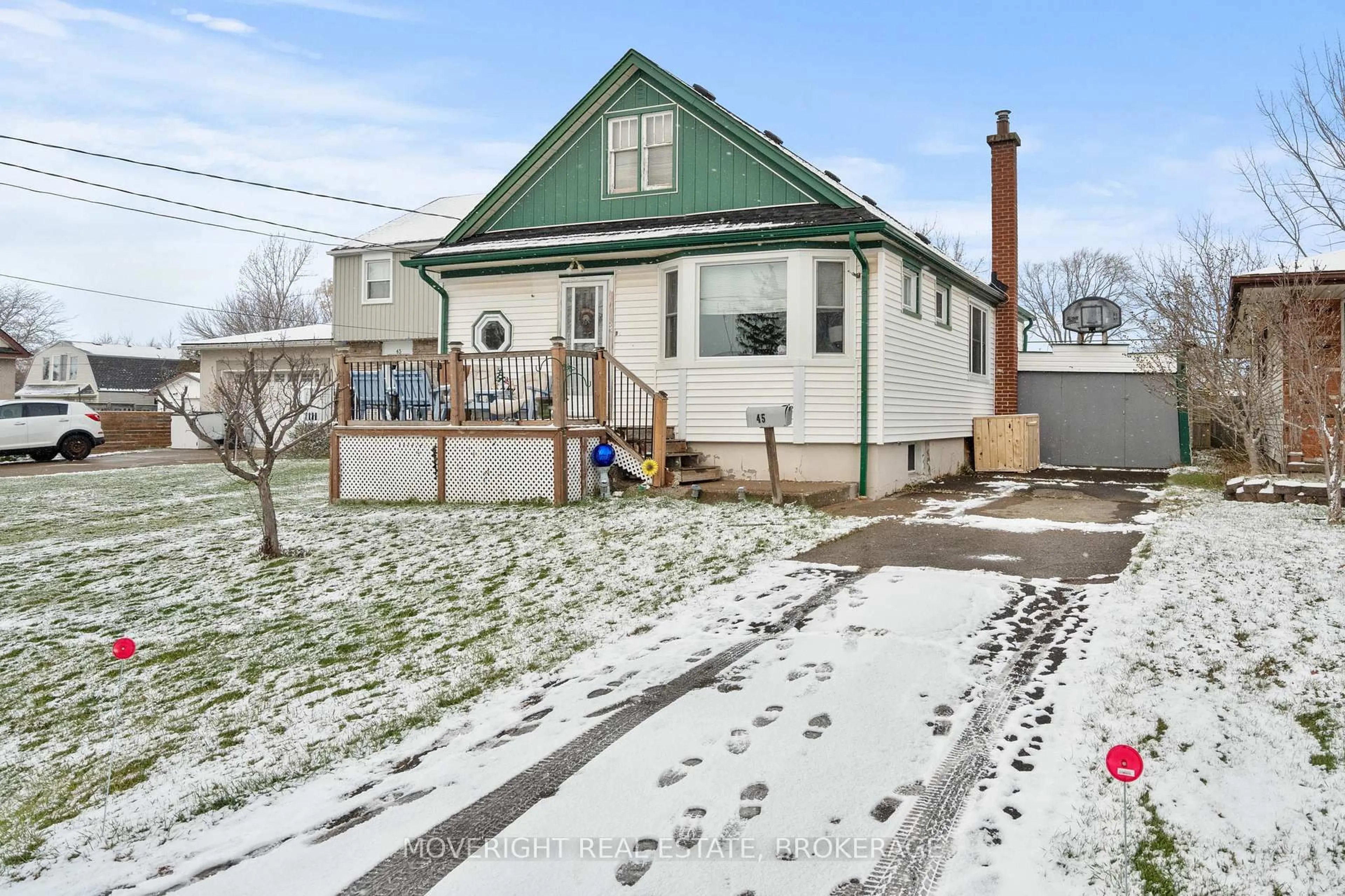 Unknown for 45 Bloomfield Ave, St. Catharines Ontario L2P 1X2