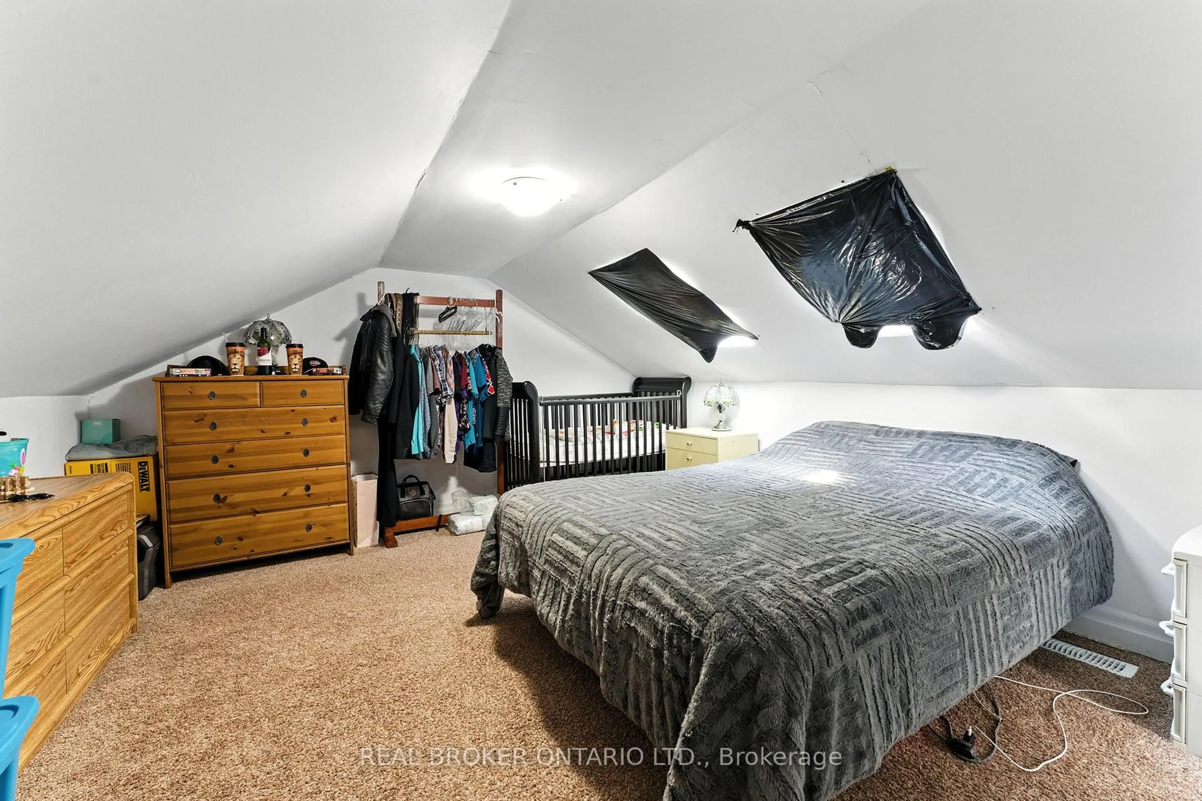 A pic of a room for 396 William St, Norfolk Ontario N4B 2X5