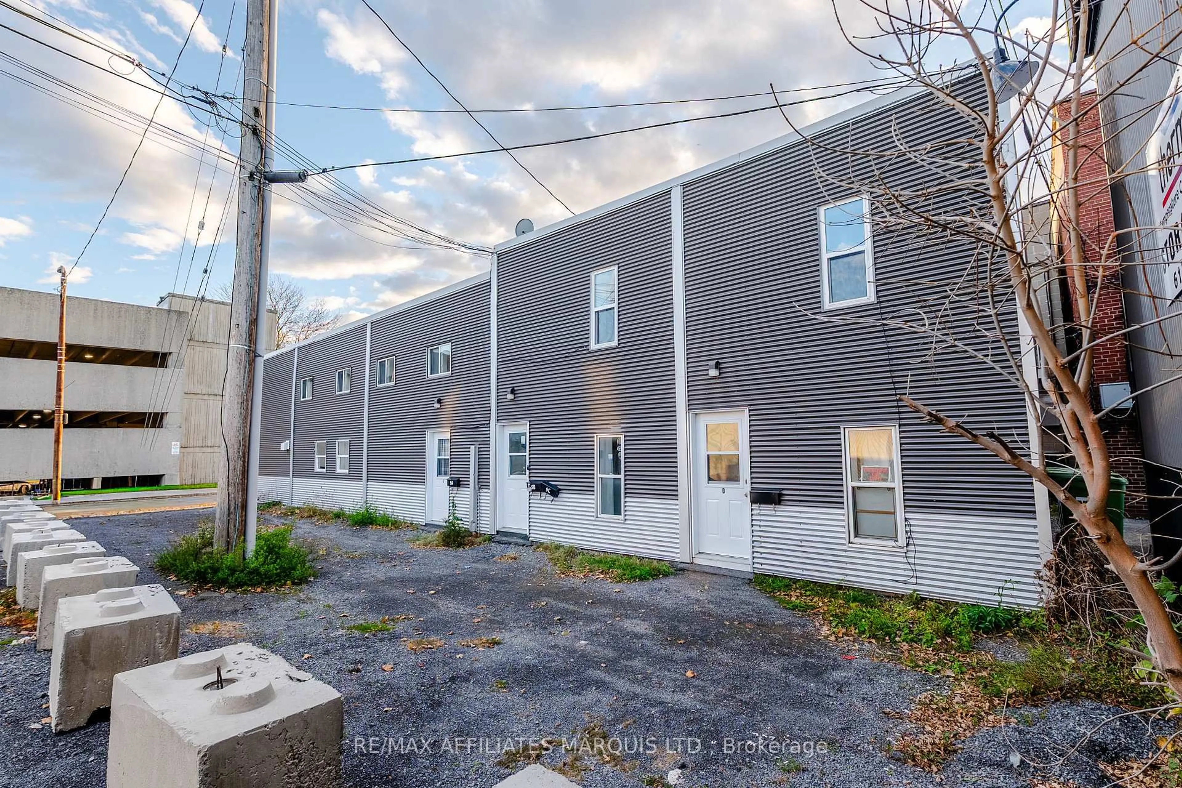 A pic from outside/outdoor area/front of a property/back of a property/a pic from drone, street for 9 First St, Cornwall Ontario K6H 1K5