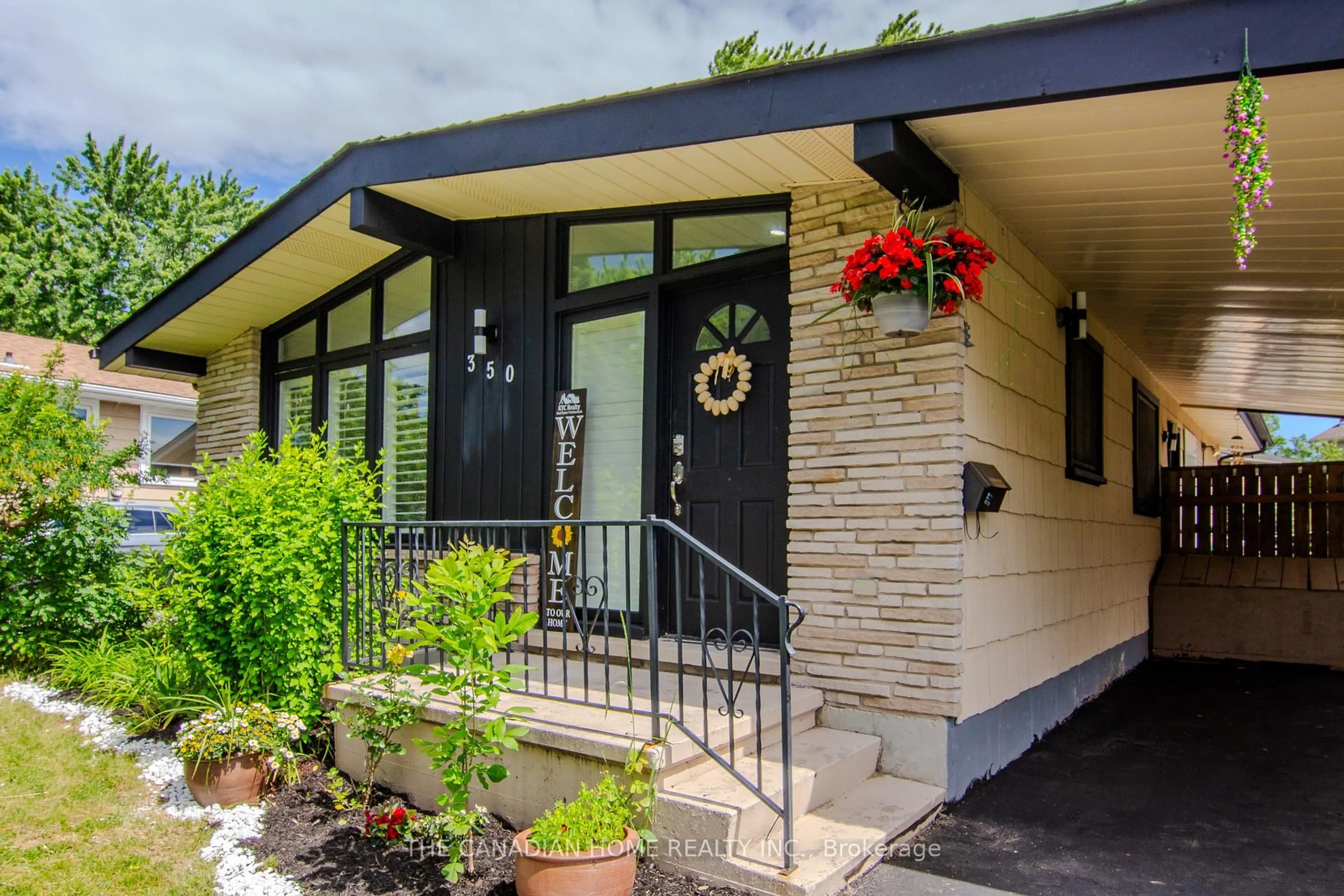 Home with brick exterior material, street for 350 Boxbury Dr, Waterloo Ontario N2K 1W2