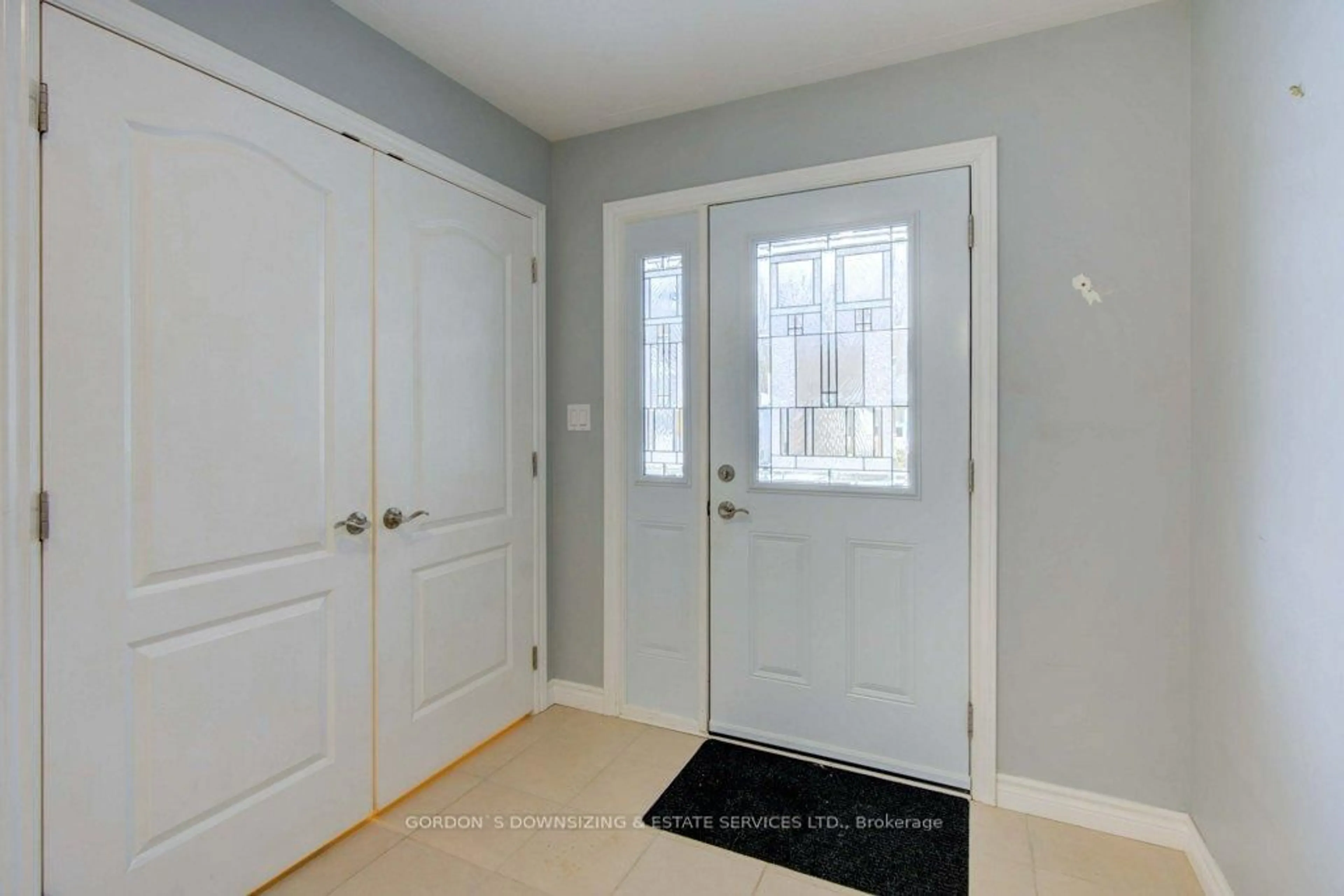 Indoor entryway for 42 Conger Dr, Prince Edward County Ontario K0K 3L0