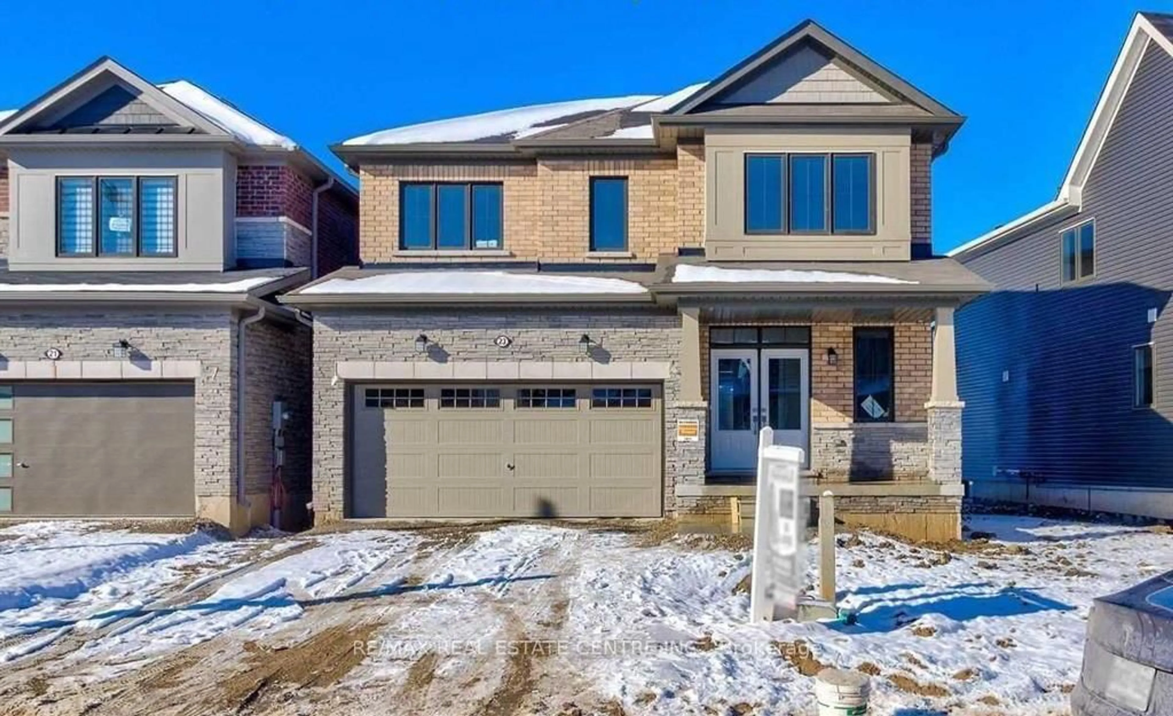 Home with brick exterior material, street for 23 Hawick Cres, Haldimand Ontario N3W 0G6