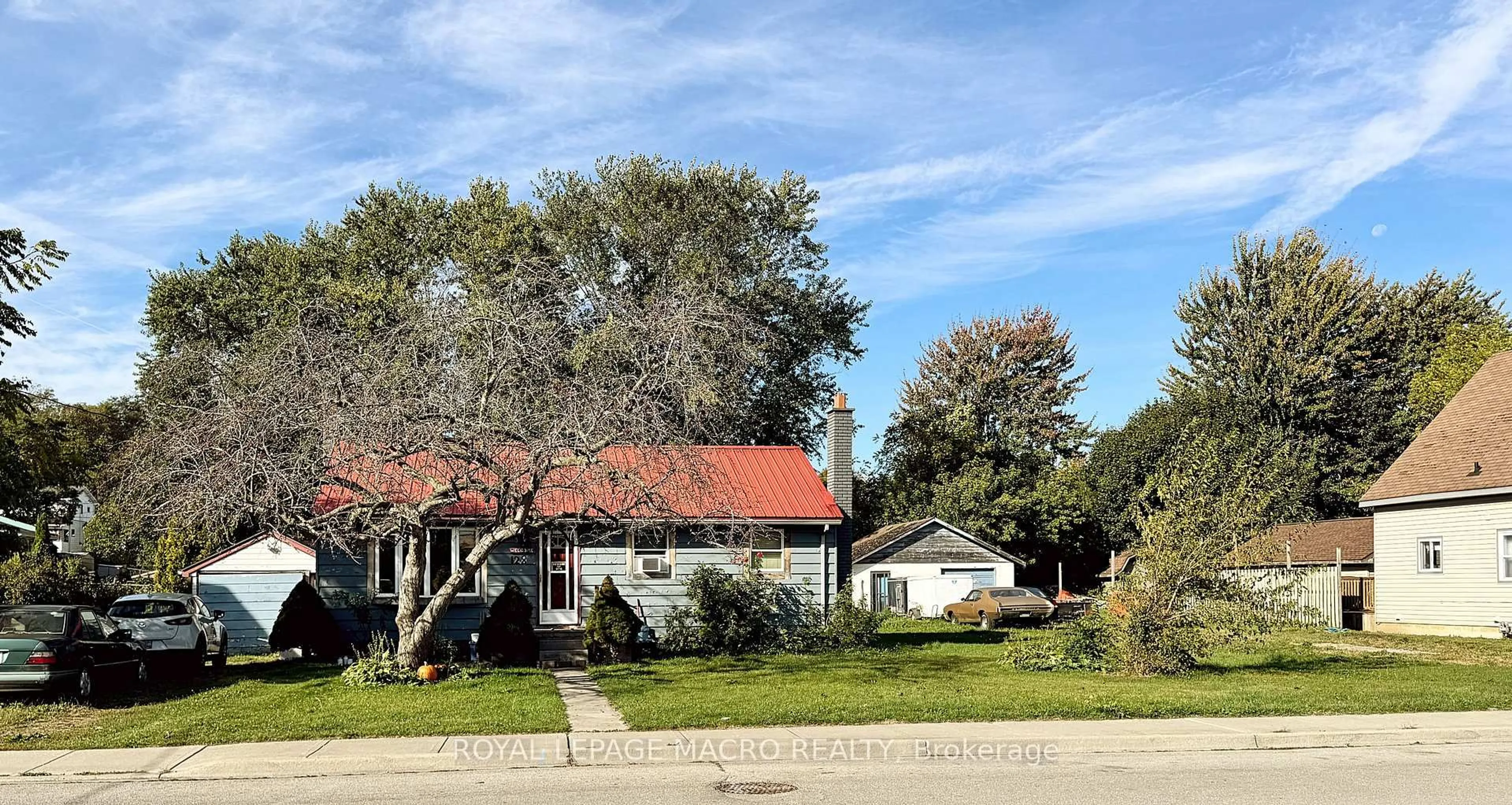 Unknown for 128 Metcalfe St, Norfolk Ontario N3Y 3C1