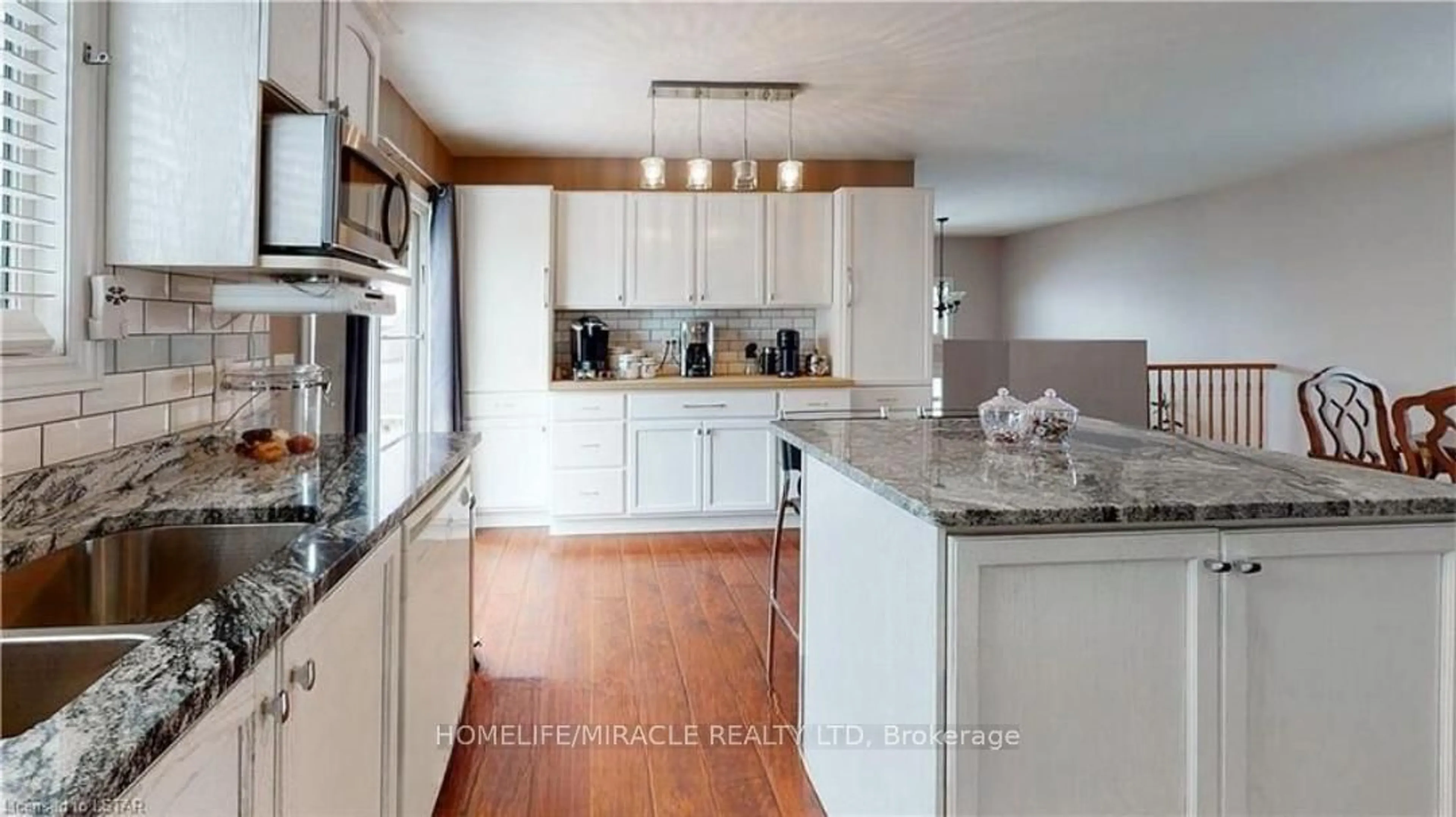 Open concept kitchen, unknown for 1859 Marconi Blvd, London East Ontario N5V 4Y1