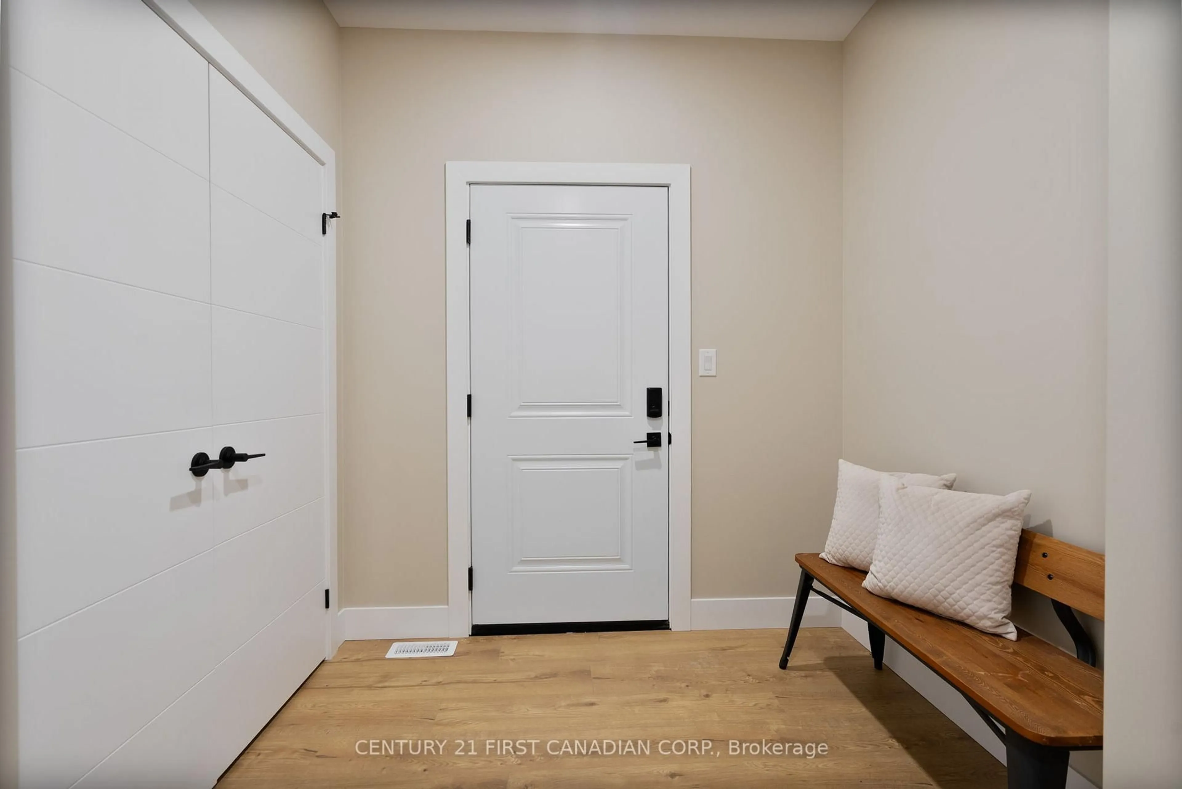 Indoor entryway for 25 Sheldabren St, North Middlesex Ontario N0M 1A0