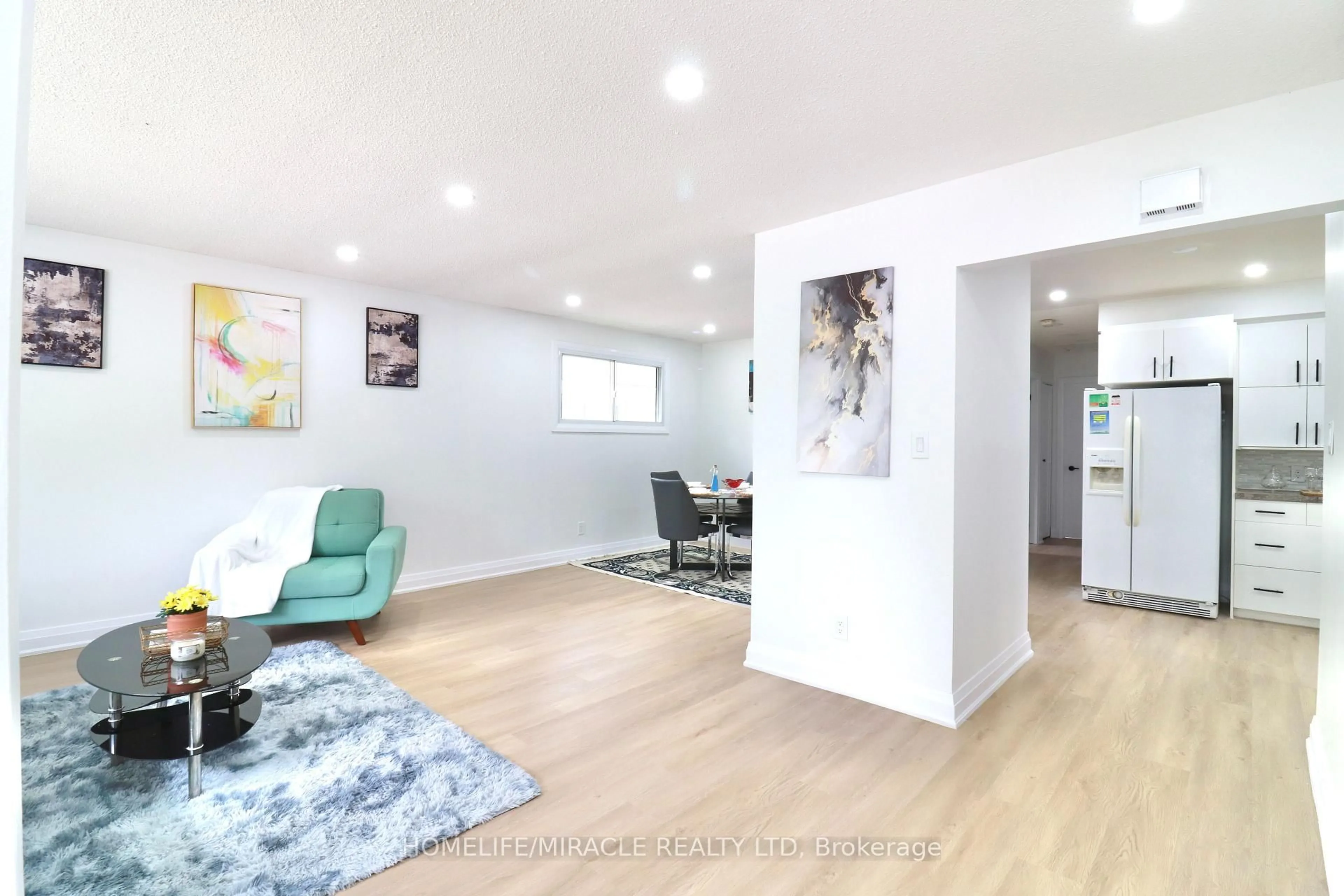 Unknown for 354 Lee Circ, Waterloo Ontario N2K 2L9