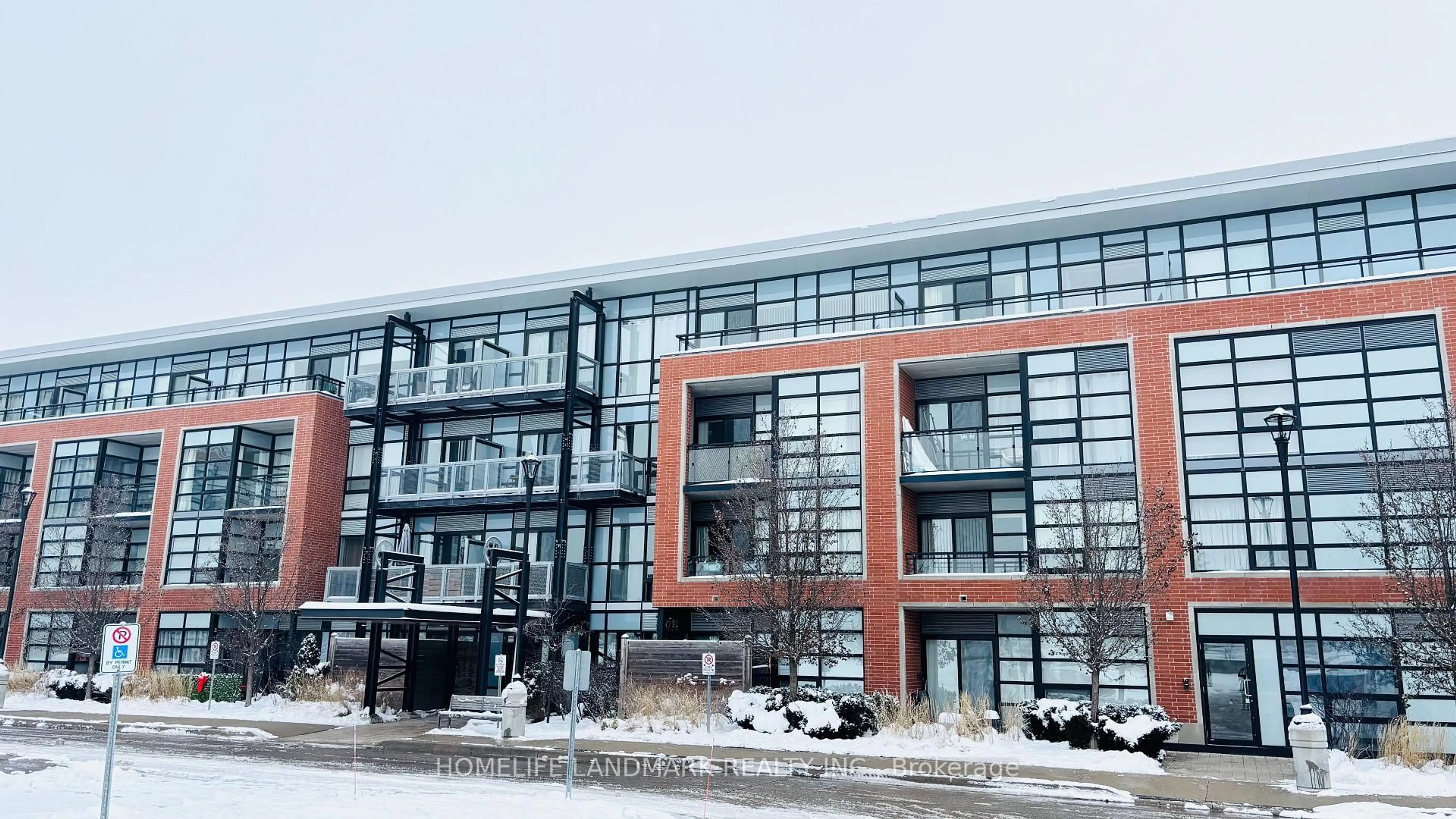 Indoor foyer for 155 St Leger St #107, Kitchener Ontario N2H 0B9