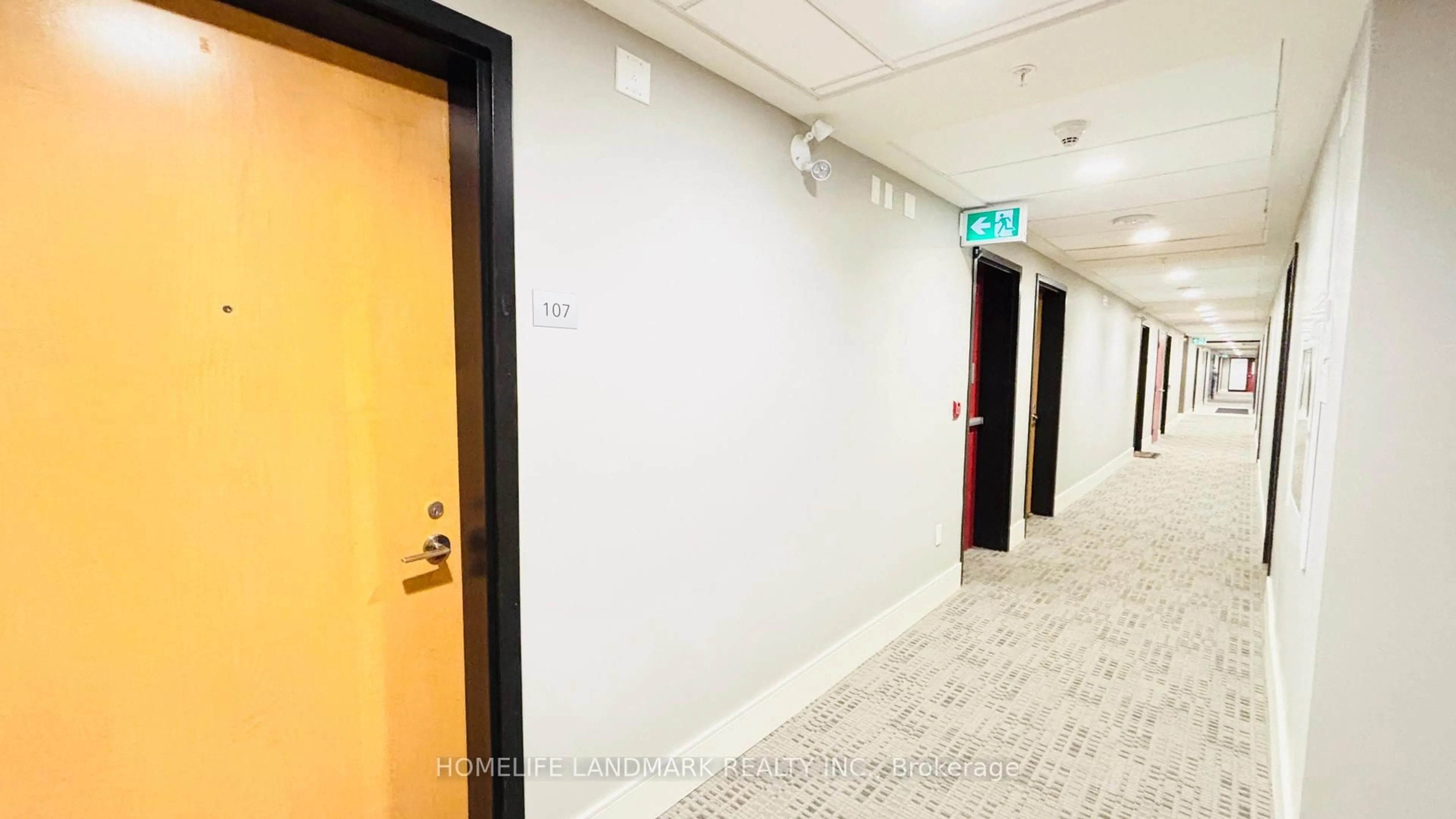 Indoor foyer for 155 St Leger St #107, Kitchener Ontario N2H 0B9