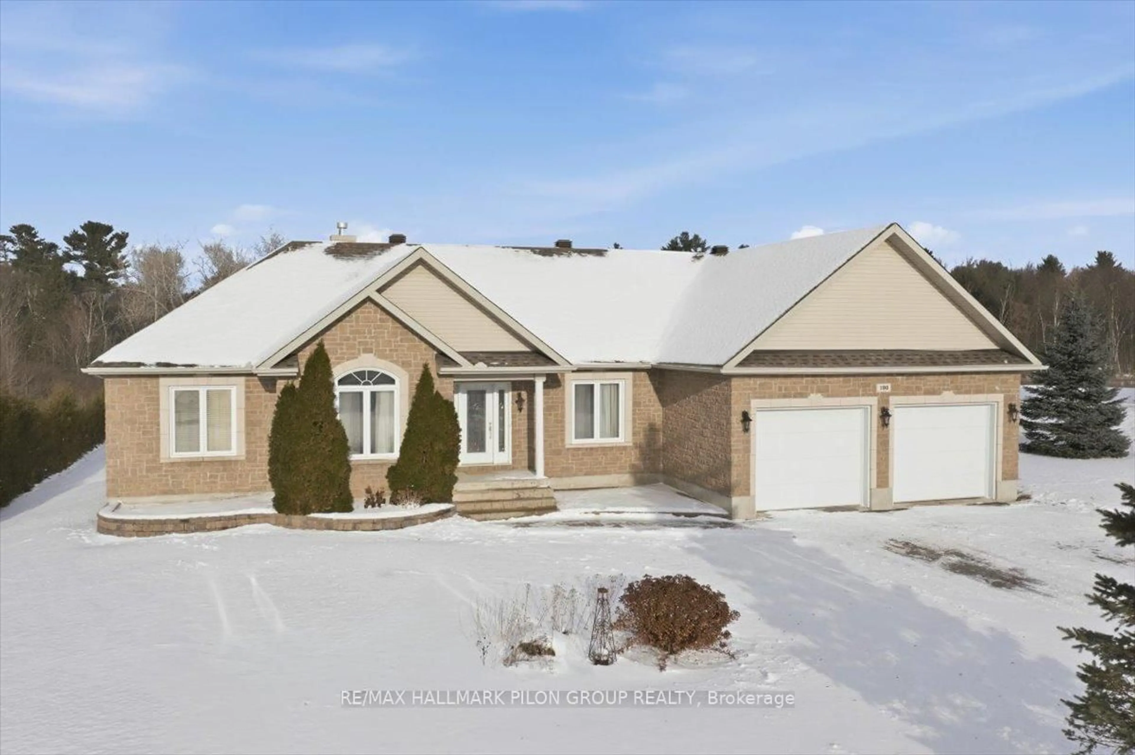 Home with brick exterior material, street for 180 Sophie St, Clarence-Rockland Ontario K4K 1K7