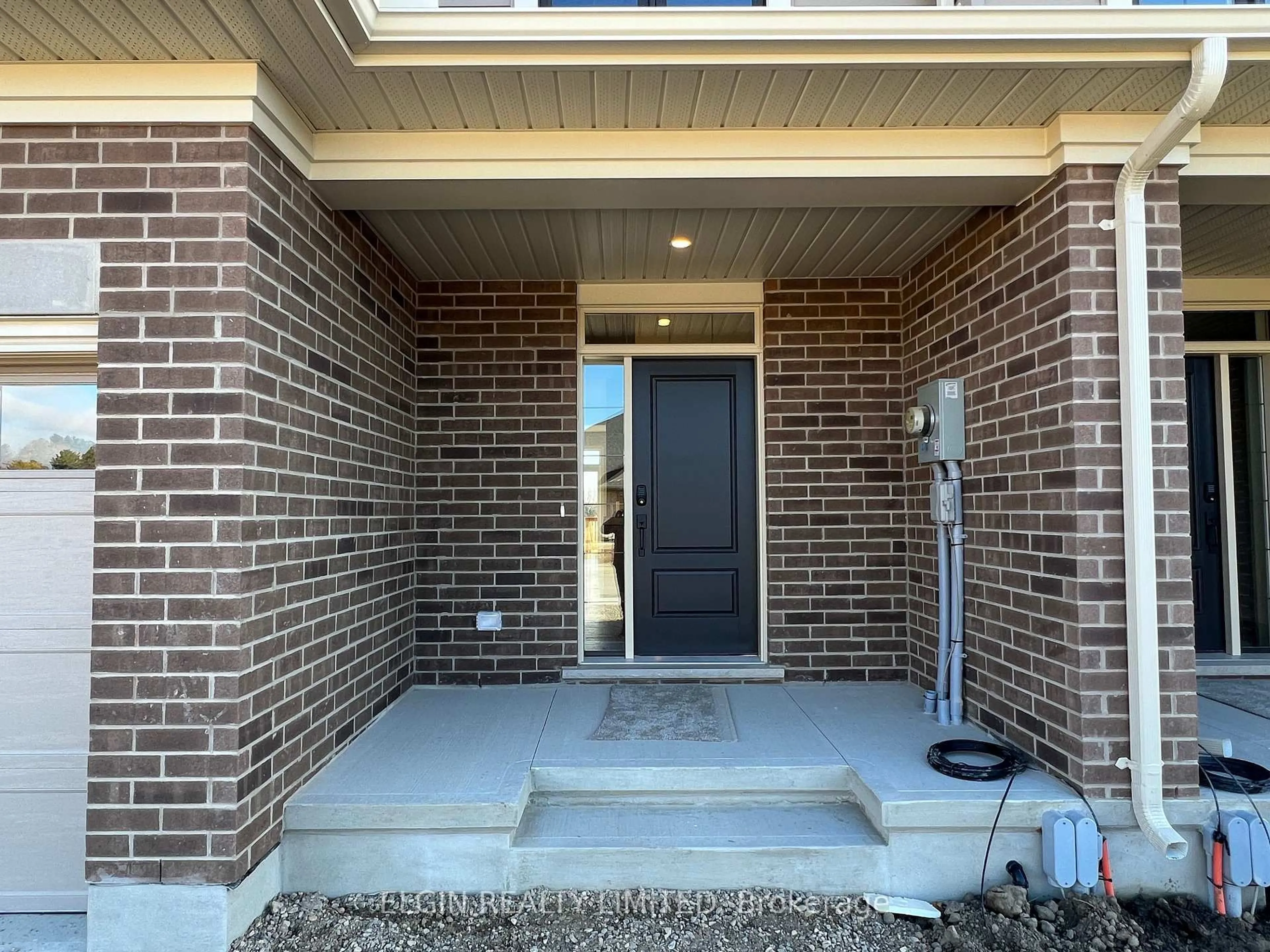 Unknown for 73 Braun Ave, Tillsonburg Ontario N4G 0K4