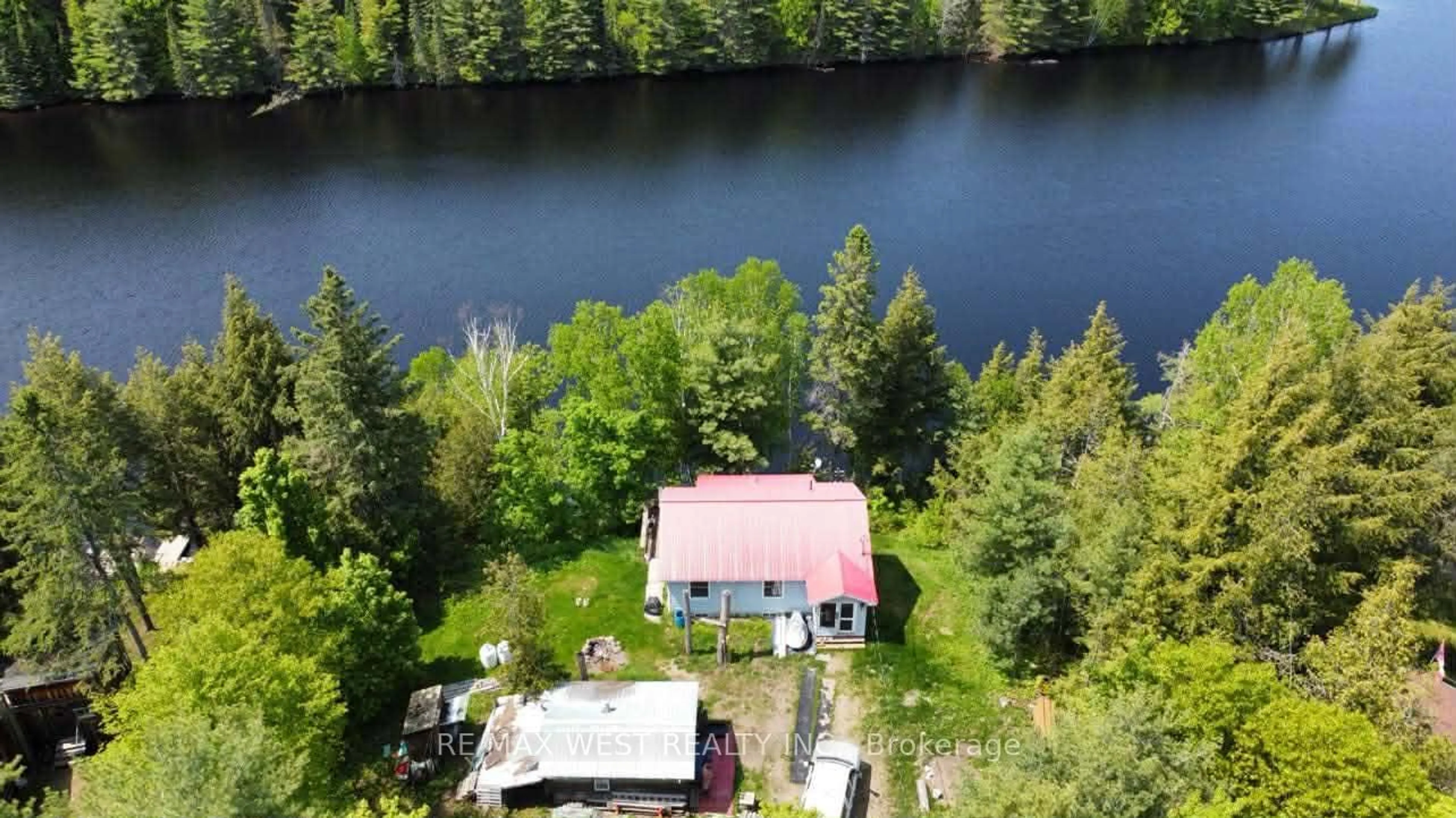 A pic from outside/outdoor area/front of a property/back of a property/a pic from drone, water/lake/river/ocean view for 6113 Centennial Dr, Calabogie Ontario K0J 1H0
