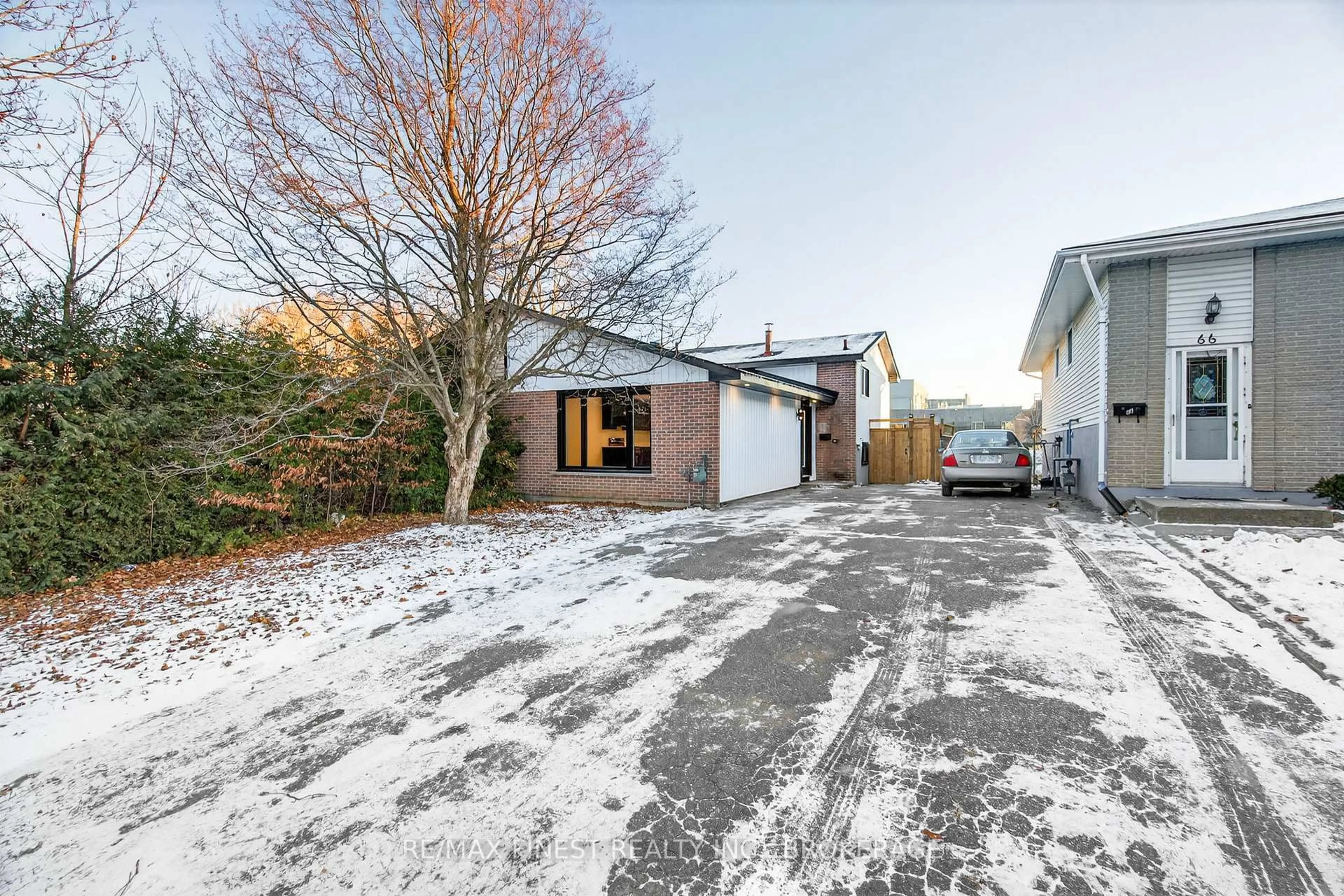 A pic from outside/outdoor area/front of a property/back of a property/a pic from drone, street for 62 Abbey Dale Crt, Kingston Ontario K7K 5W9