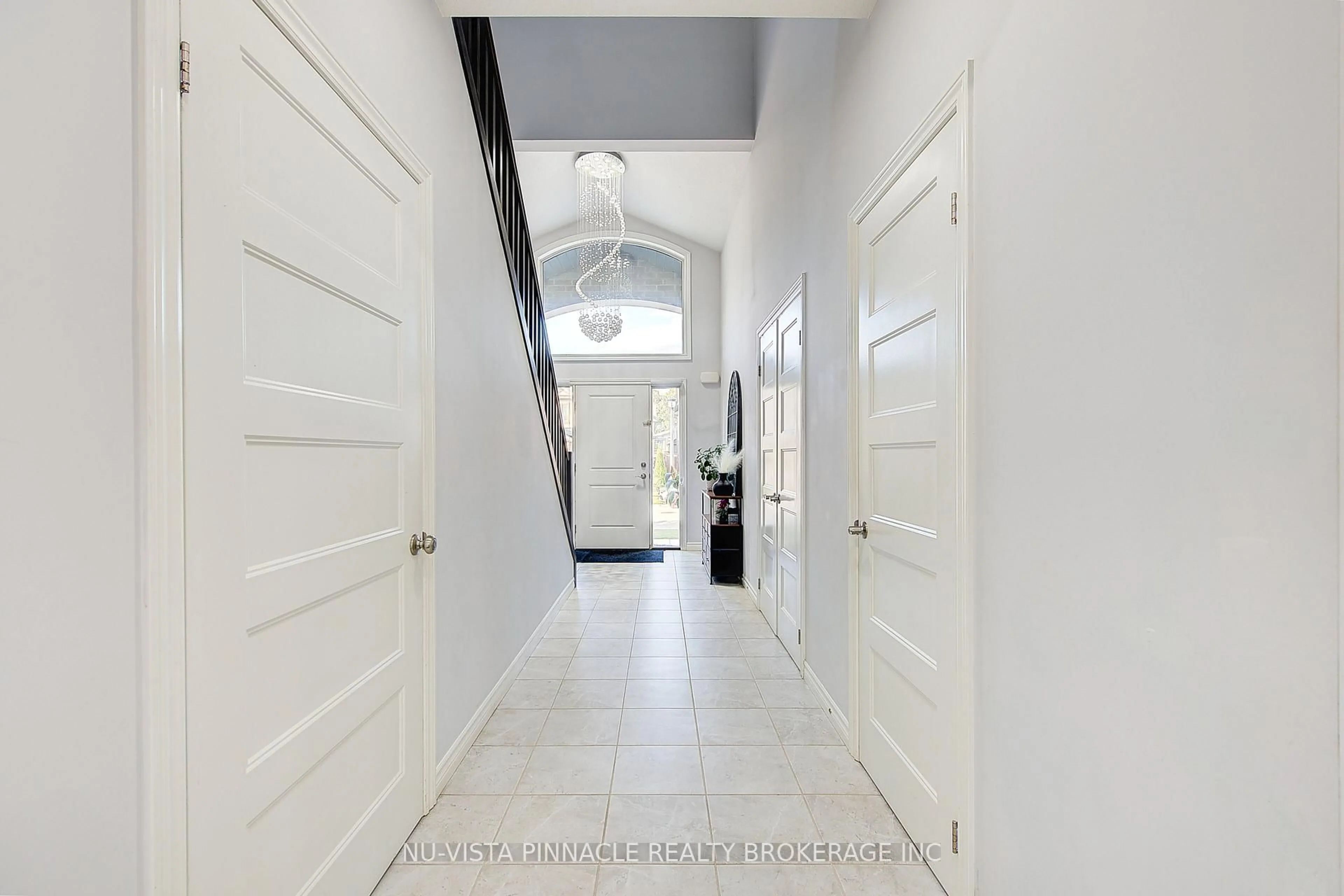 Indoor entryway for 3069 Tokala Tr, London North Ontario N6G 0S7