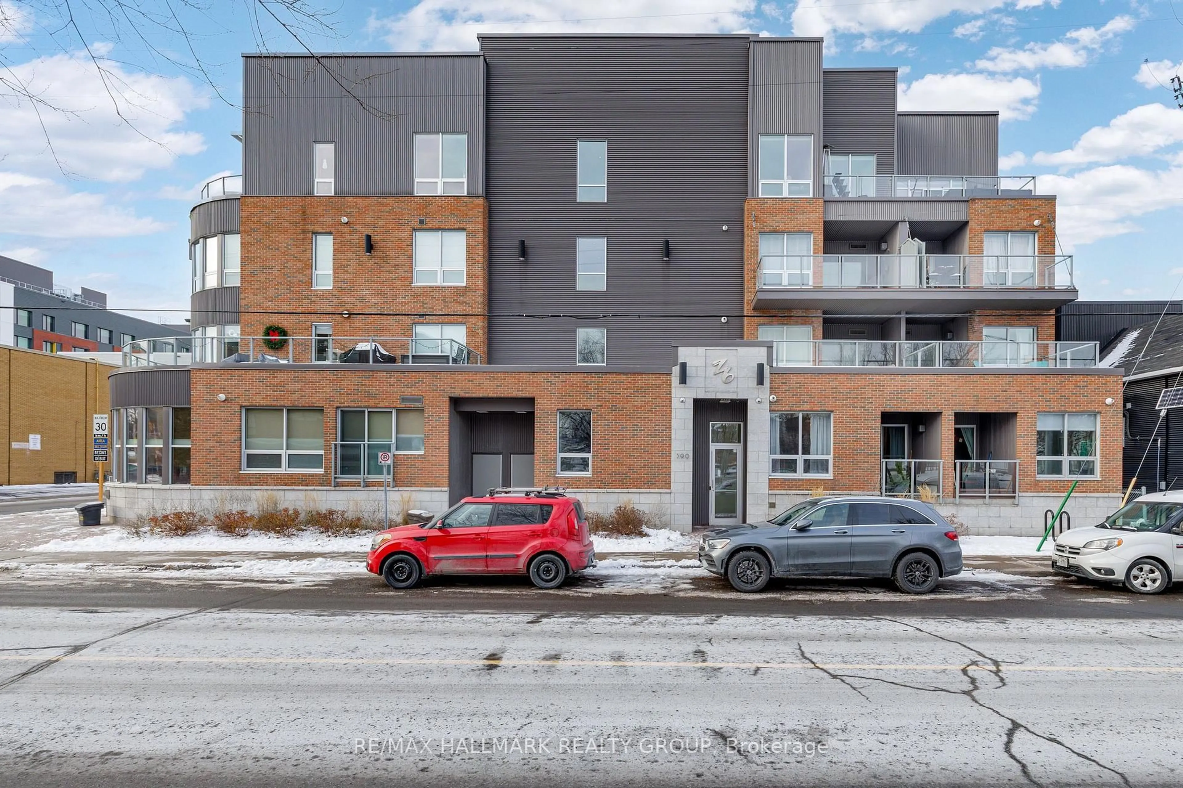 Home with brick exterior material, street for 390 Booth St #106, Ottawa Ontario K1R 7K6