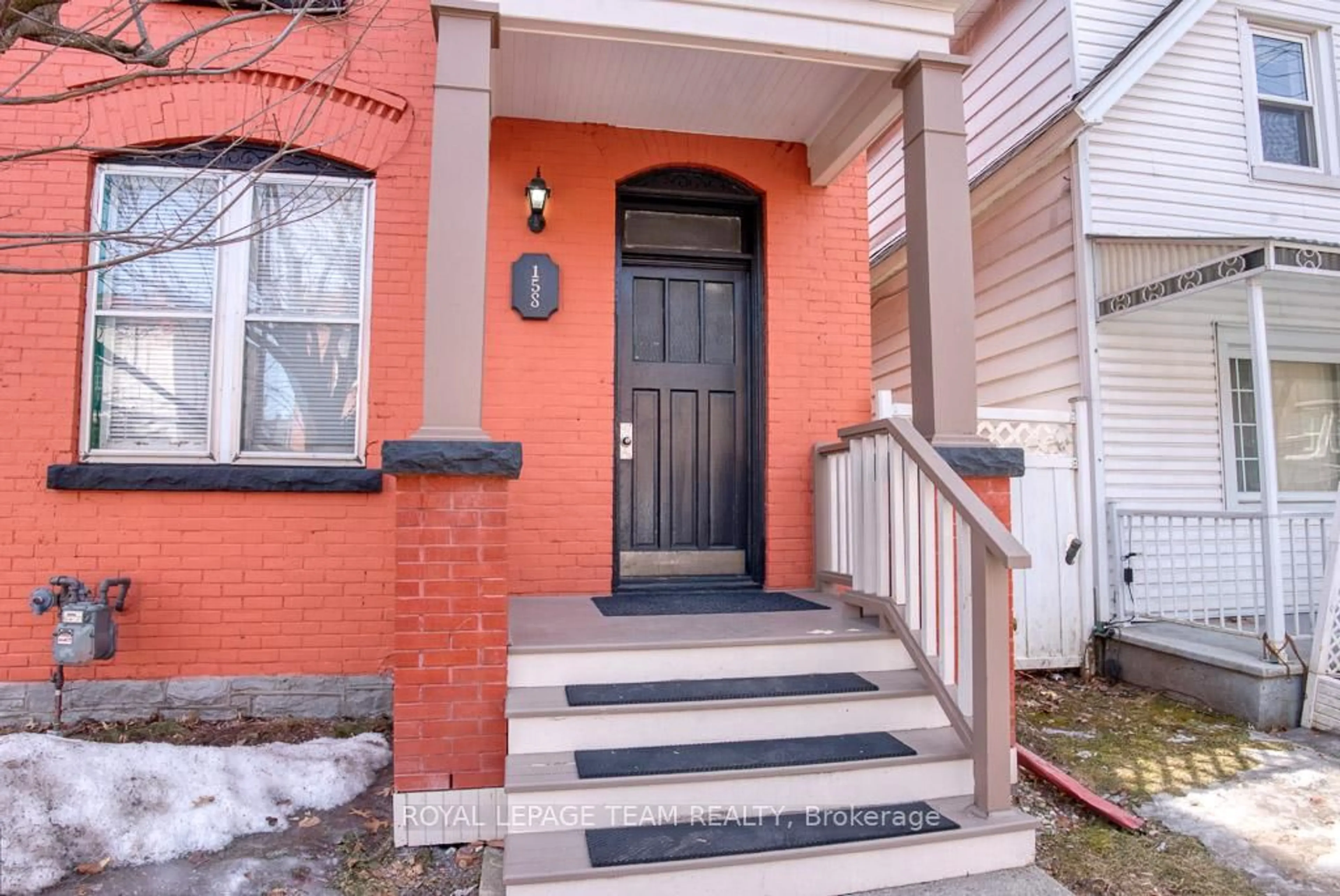 Unknown for 158 St Andrew St, Ottawa Ontario K1N 5G4