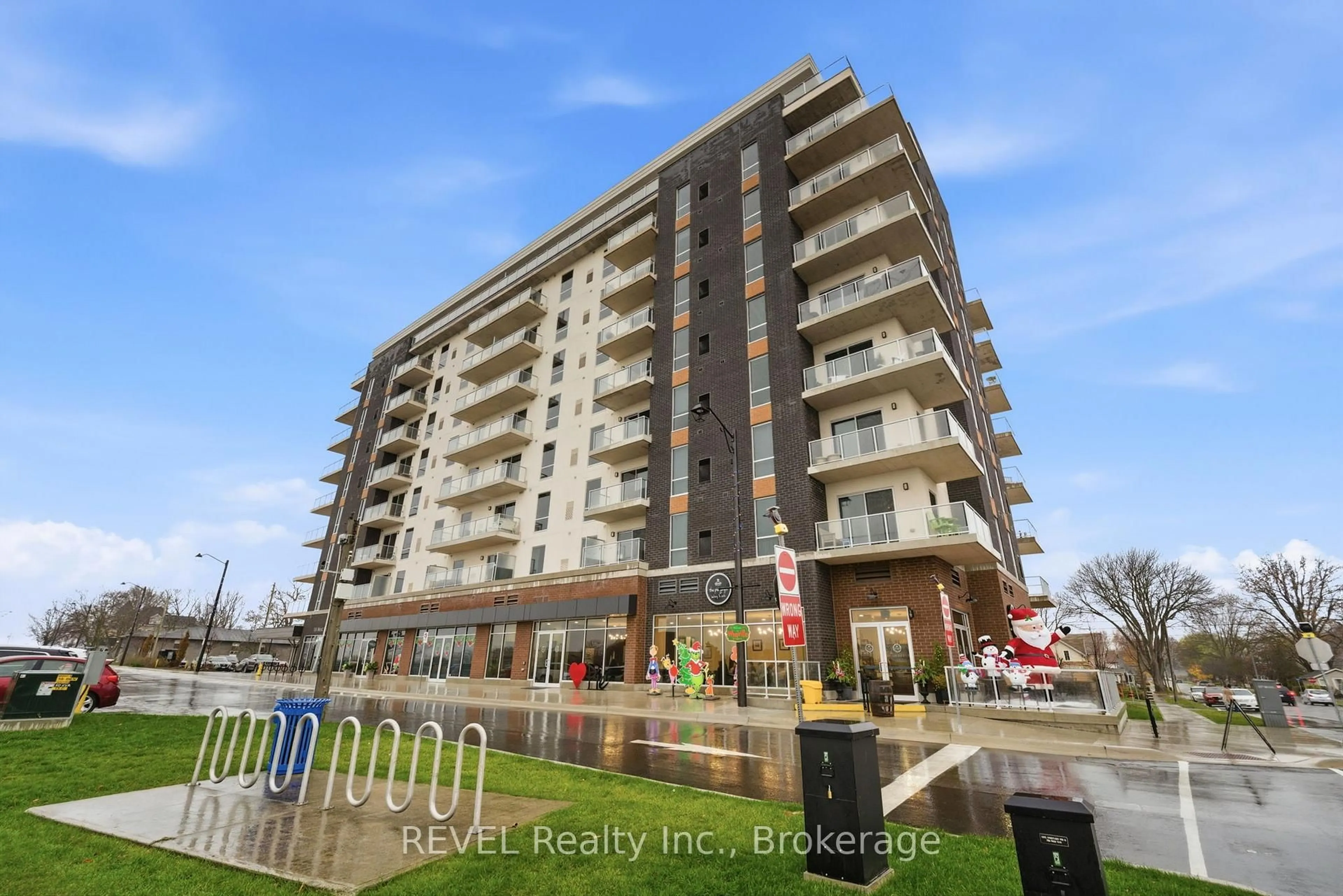 Unknown for 118 West St #203, Port Colborne Ontario L3K 0B9