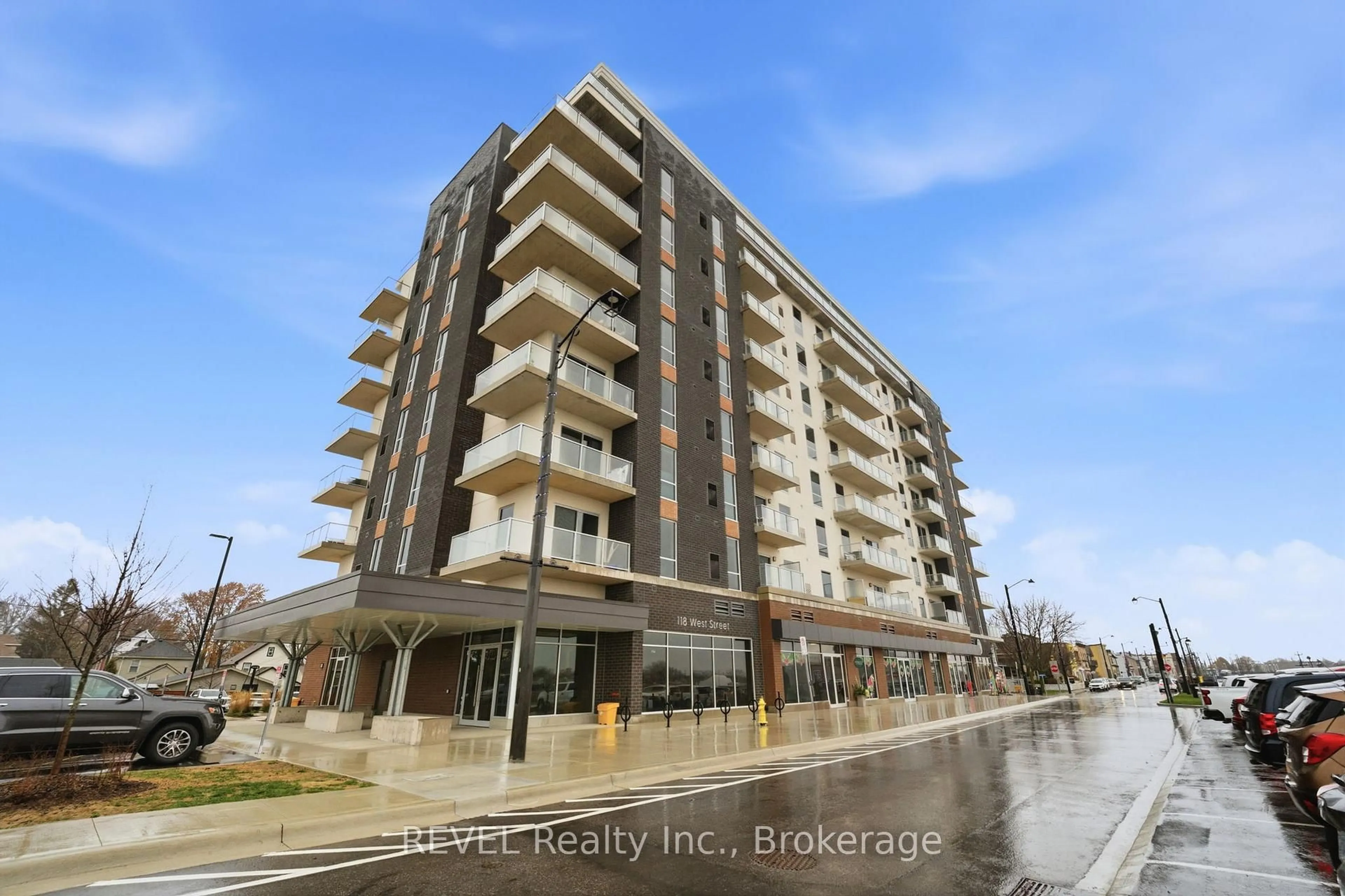 Unknown for 118 West St #203, Port Colborne Ontario L3K 0B9