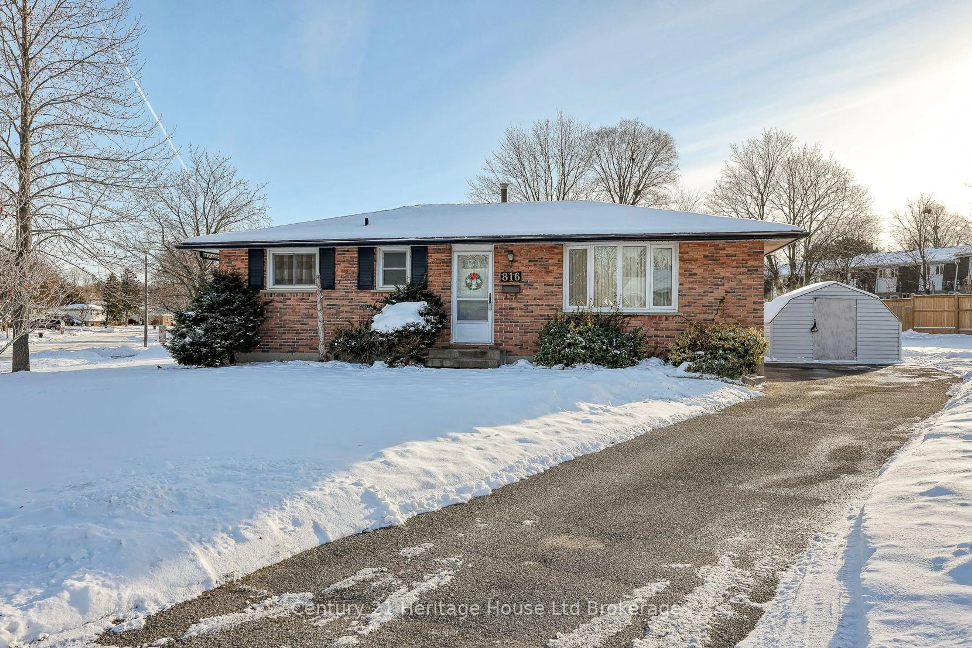 Home with brick exterior material, street for 816 Pavey St, Woodstock Ontario N4S 2M1