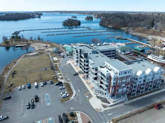 130 Water St #403, Gananoque 4