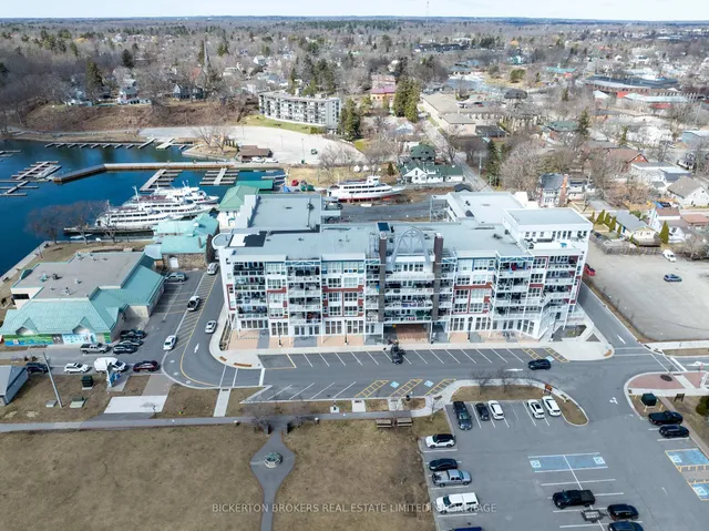 130 Water St #403, Gananoque 5