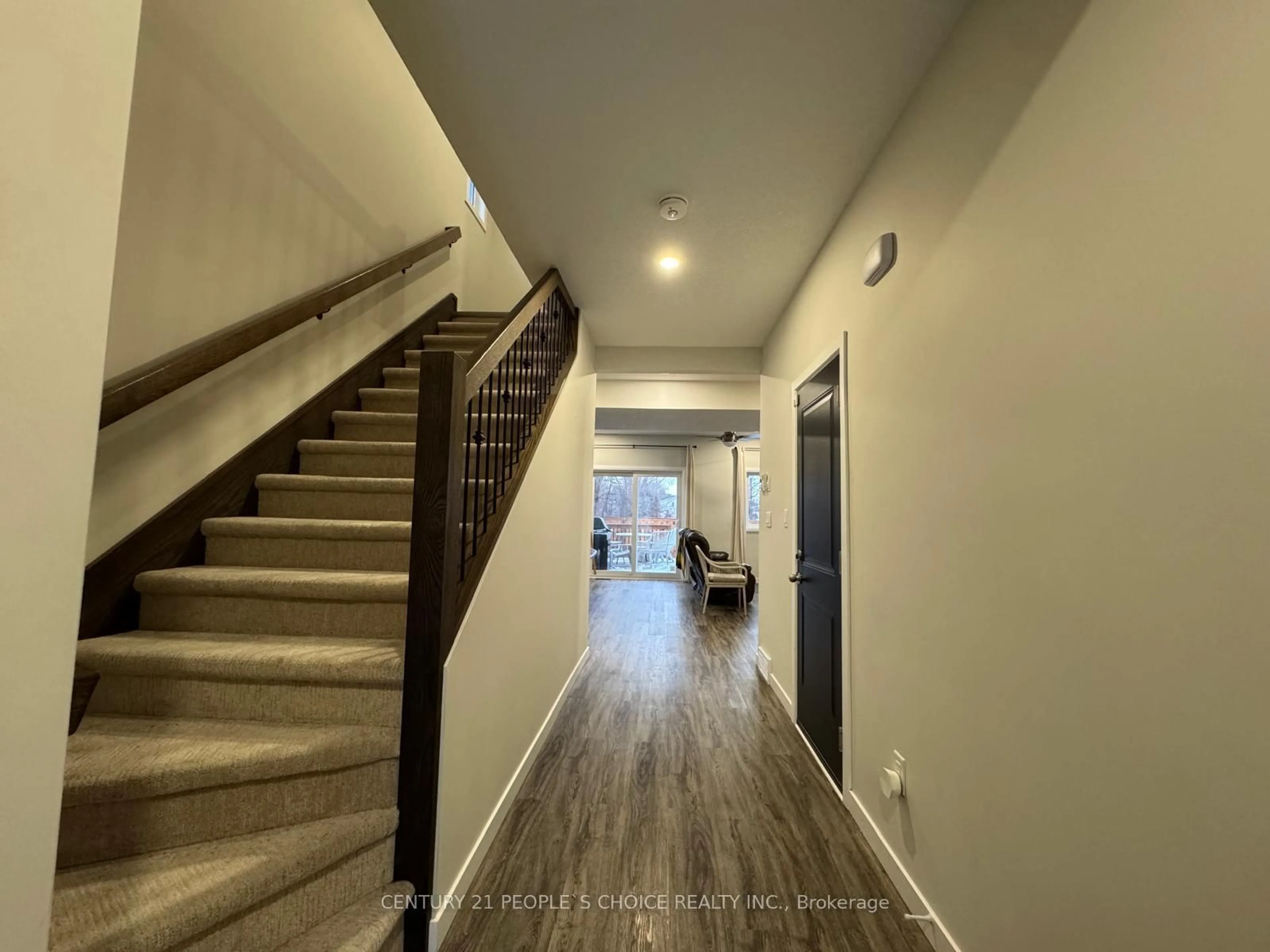 Unknown for 105 King St, Chatham-Kent Ontario N7M 3N1