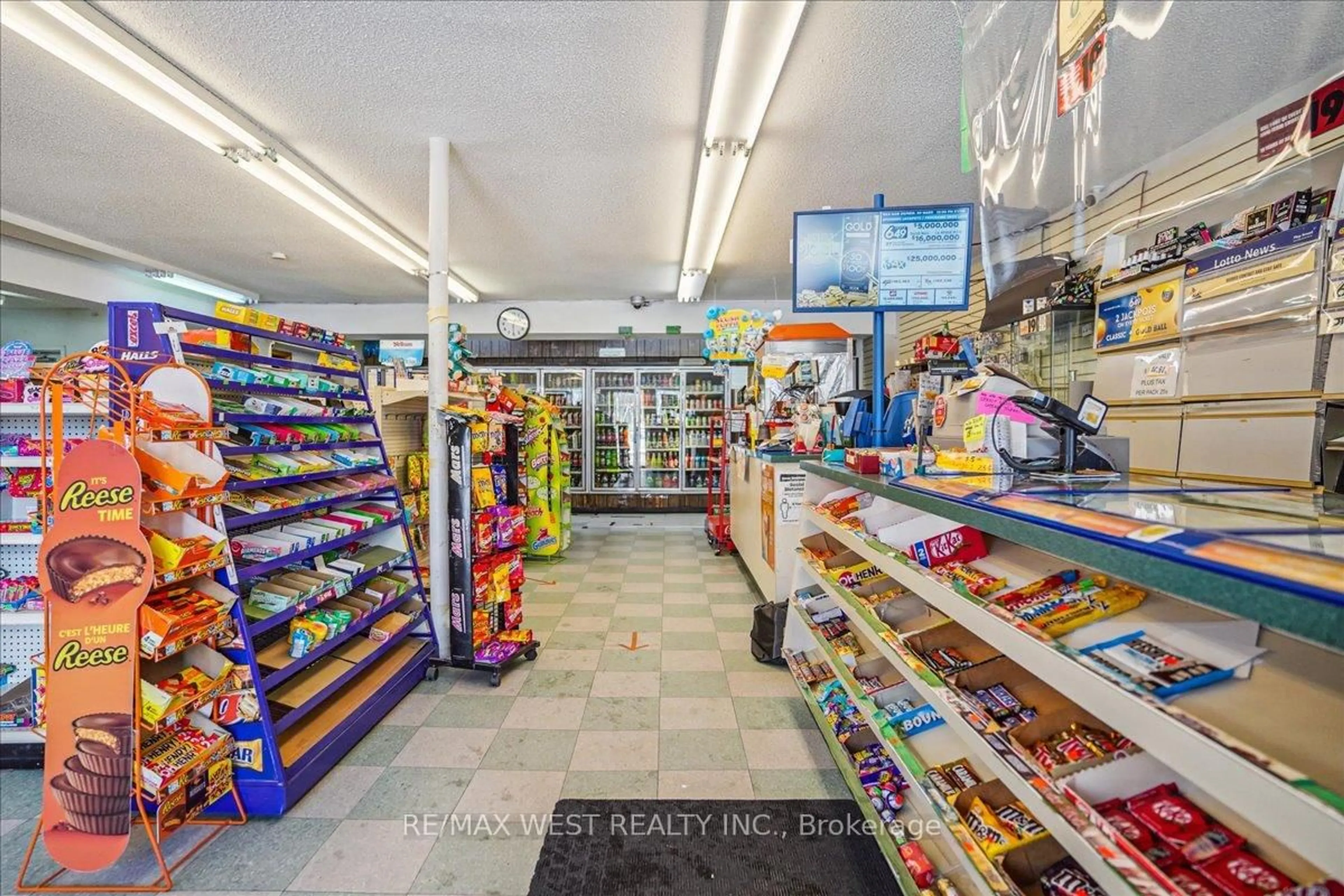 Unknown for 132-134 Victoria St, Port Hope Ontario L1A 3M8